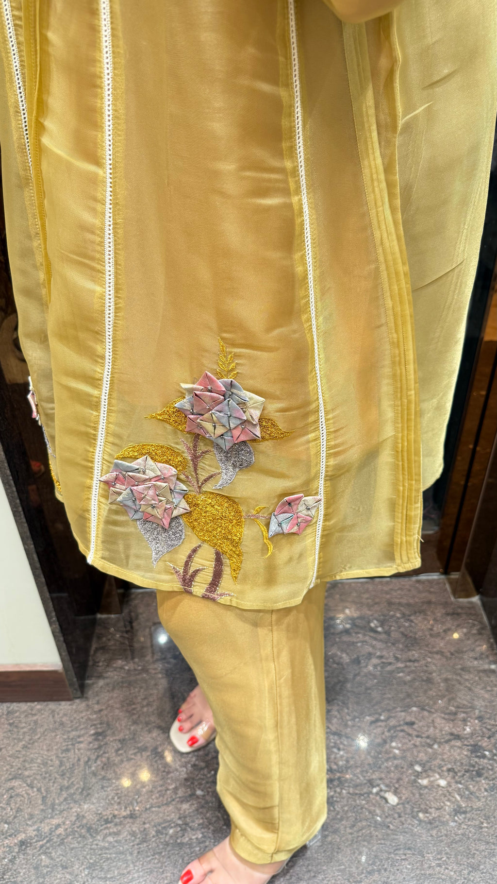 A line 3D patch organza coordset