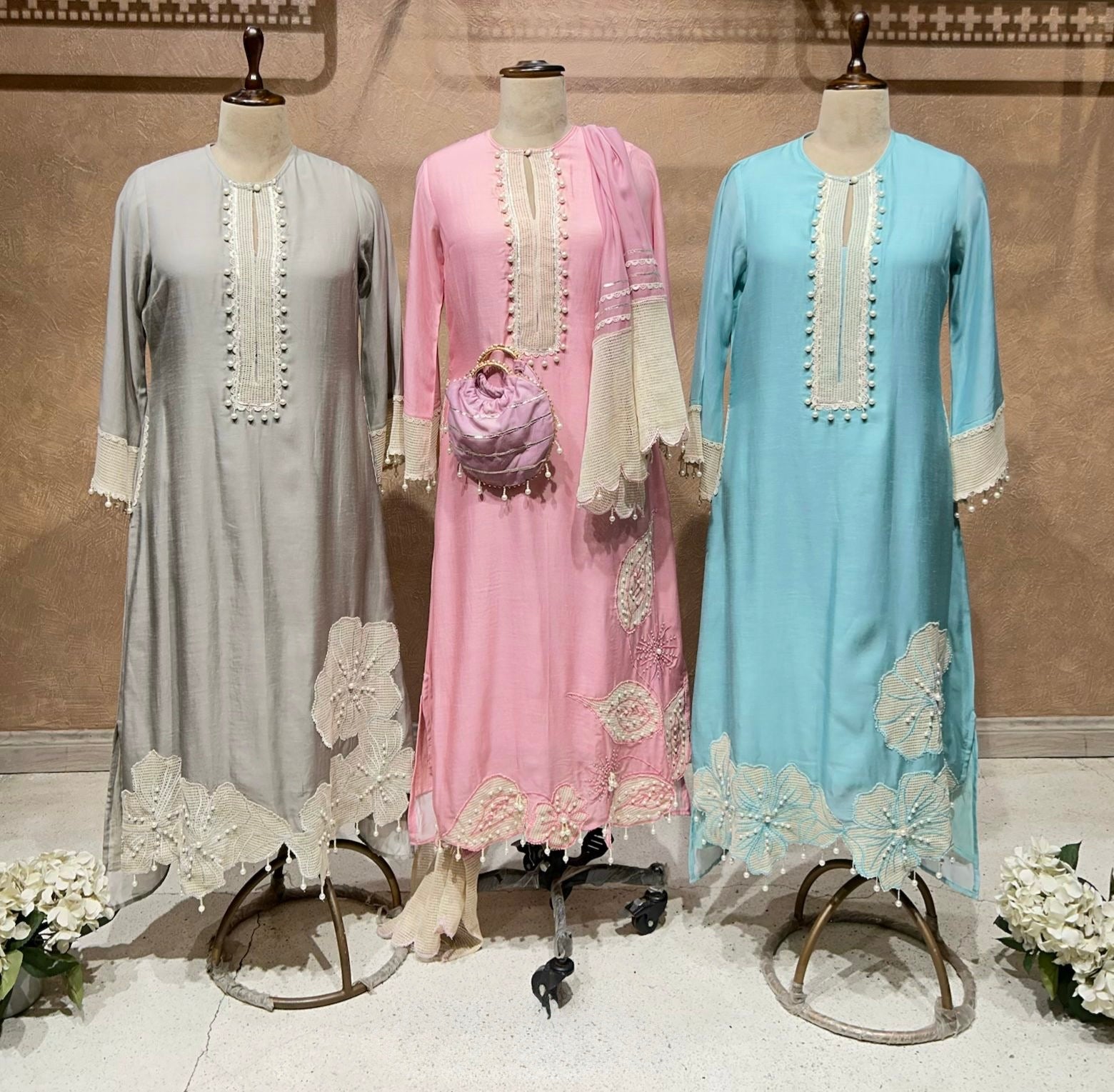 NOORANI FLORAL PEARL KURTA SET