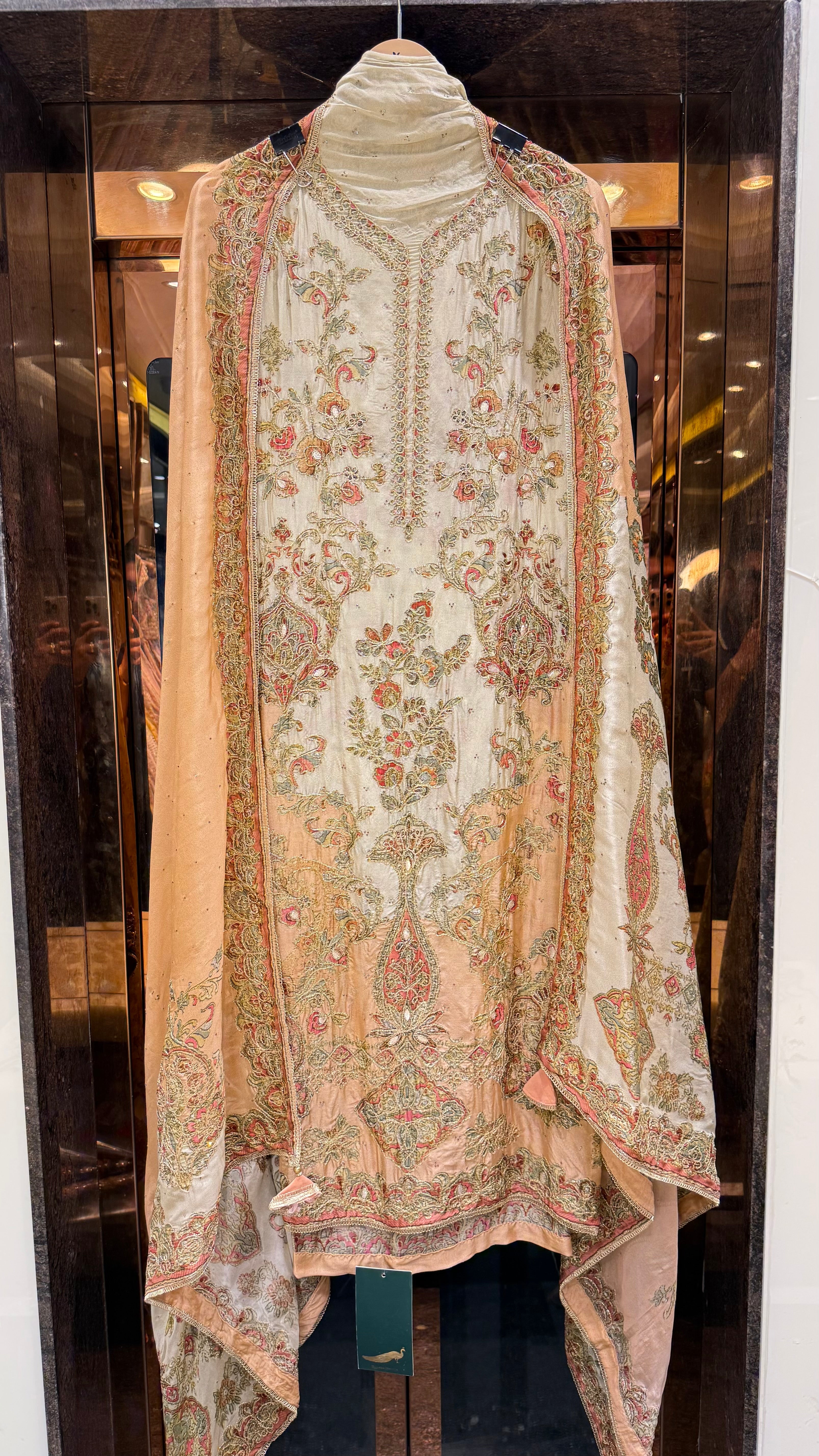 FIRDAUS UNSTITCHED SUIT