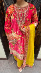 Velvet Print Low High Suit