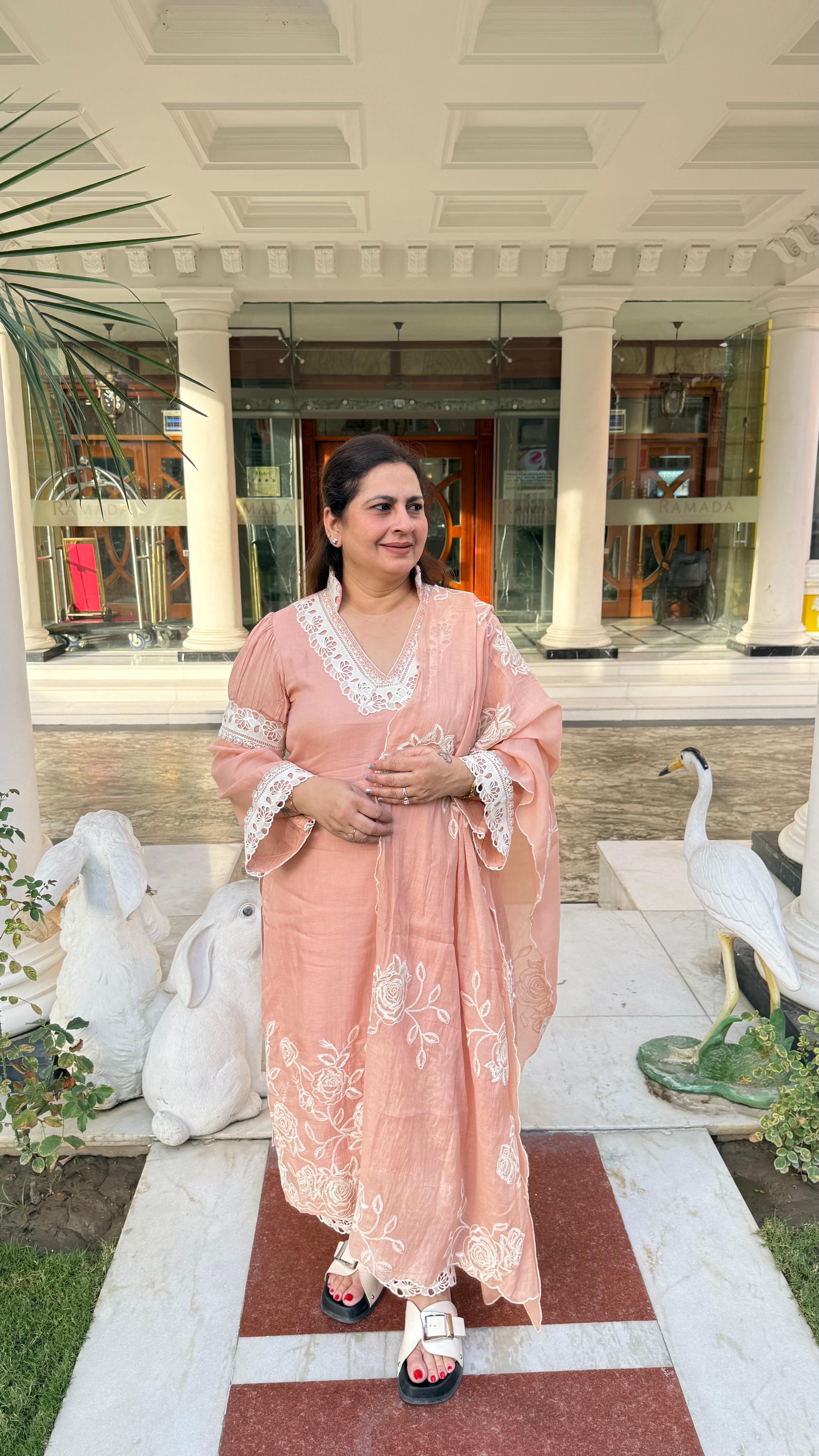 GULAAB MUL UNSTITCHED SUIT