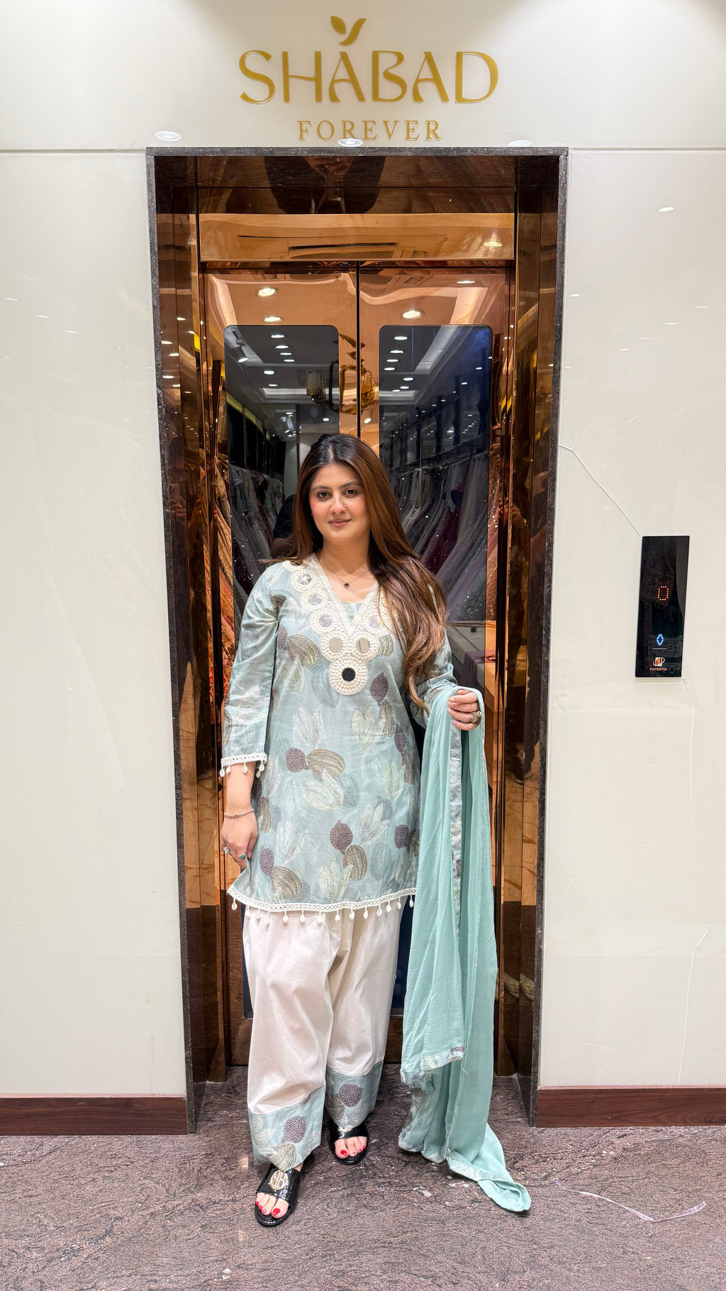 SAJDA MIRROR FARSHI SALWAR SUIT