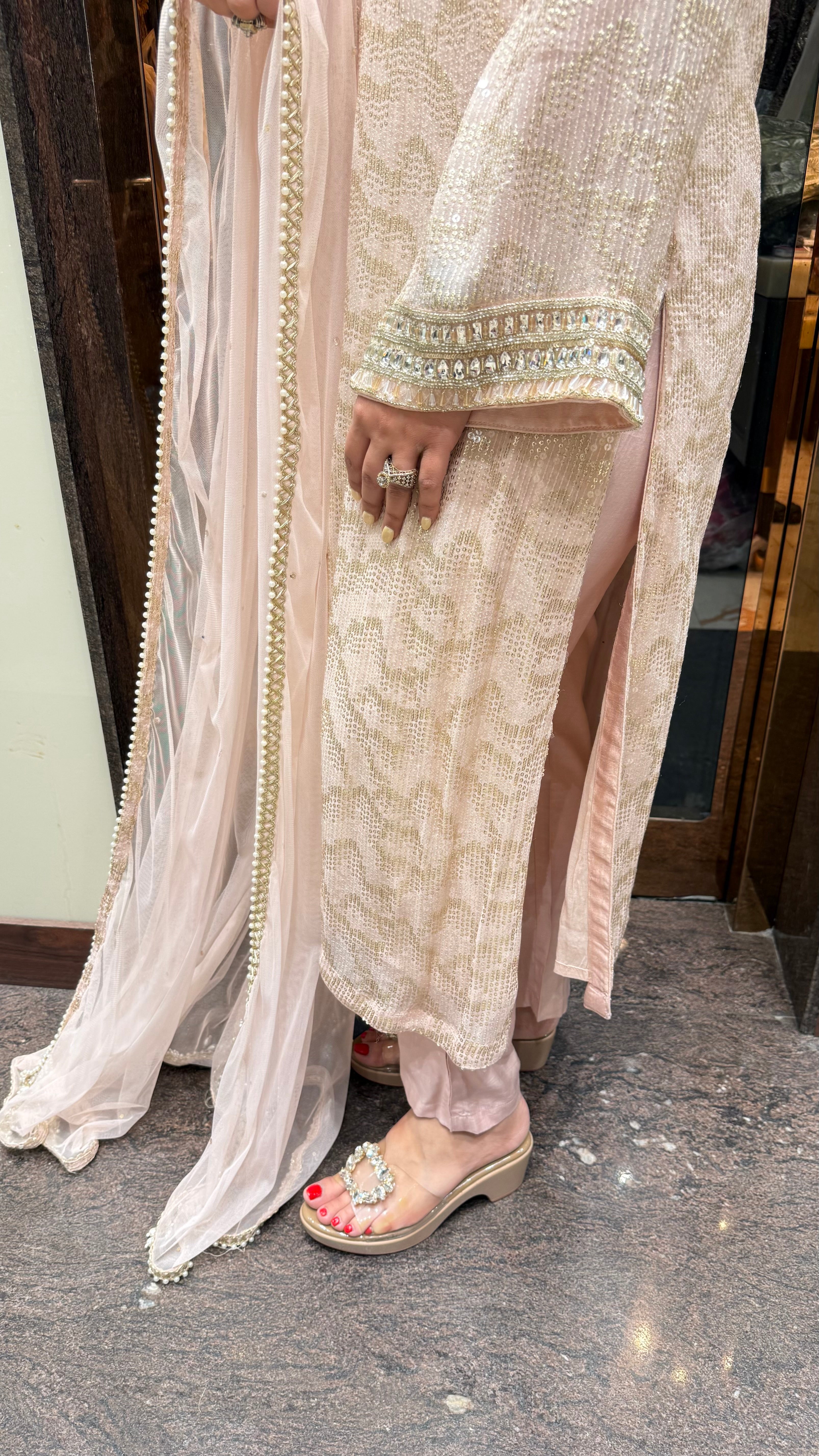 PAKIZA LONG SUIT