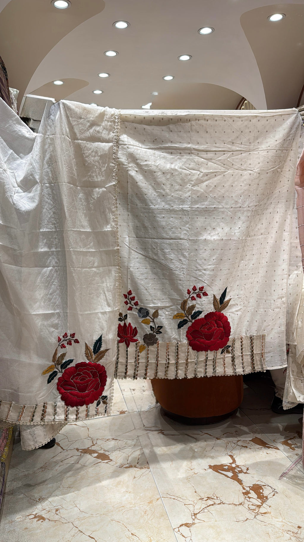 ROSE STRIP UNSTITCHED SUIT