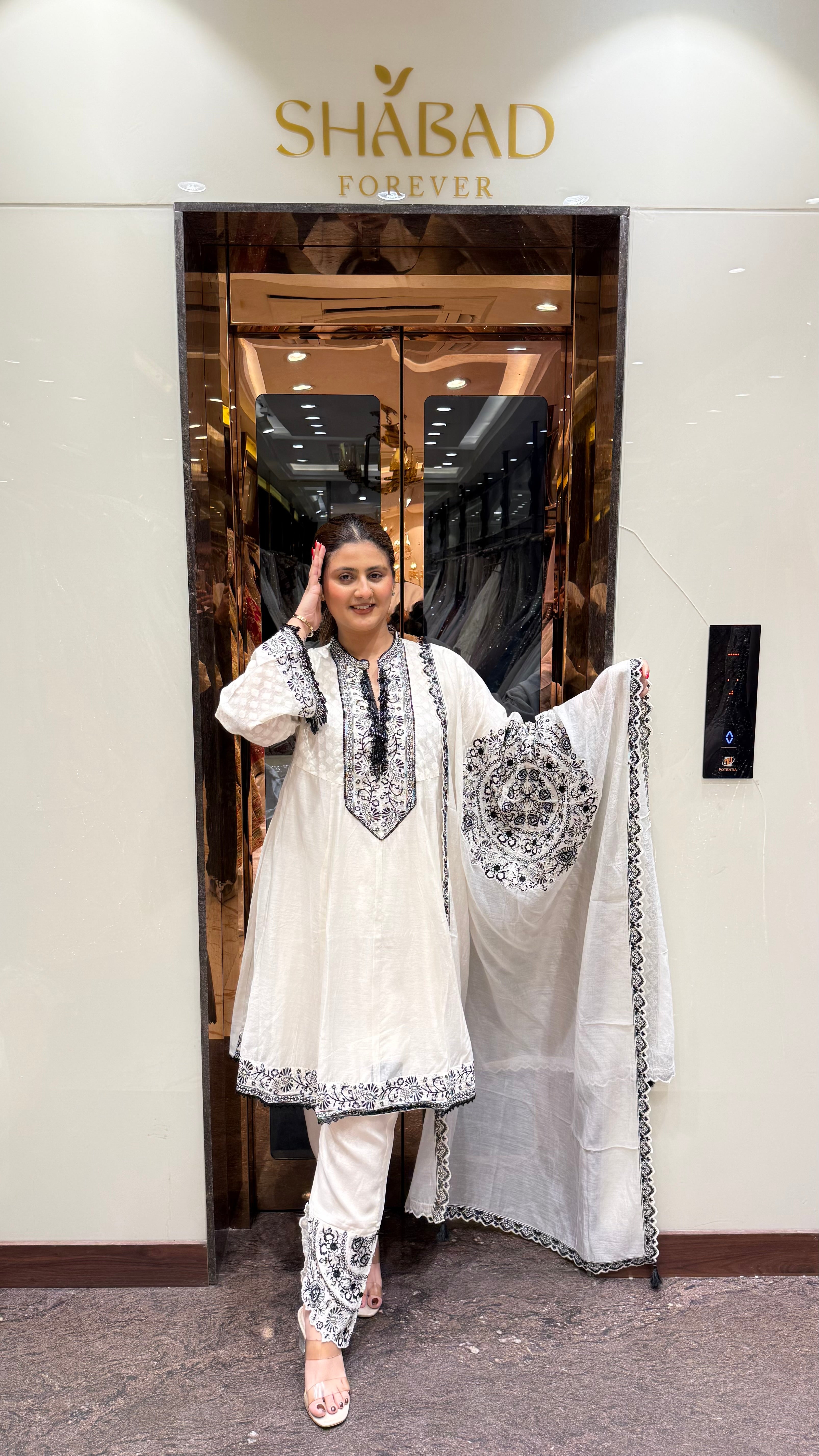 Roza Mul Cotton Suit