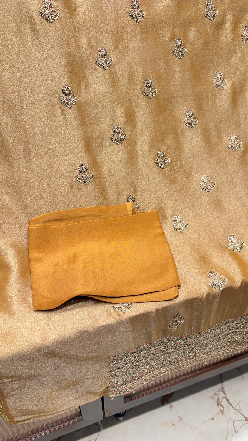 RIVAAYA SHIMMER BANARSI UNSTITCHED SUIT