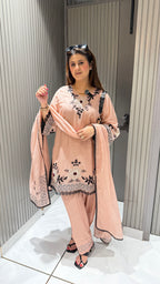 USHAIA MUL FARSHI SUIT