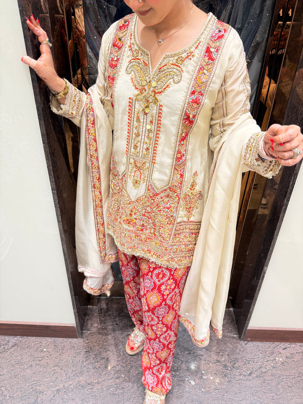 Lashkara Printed Salwar Suit