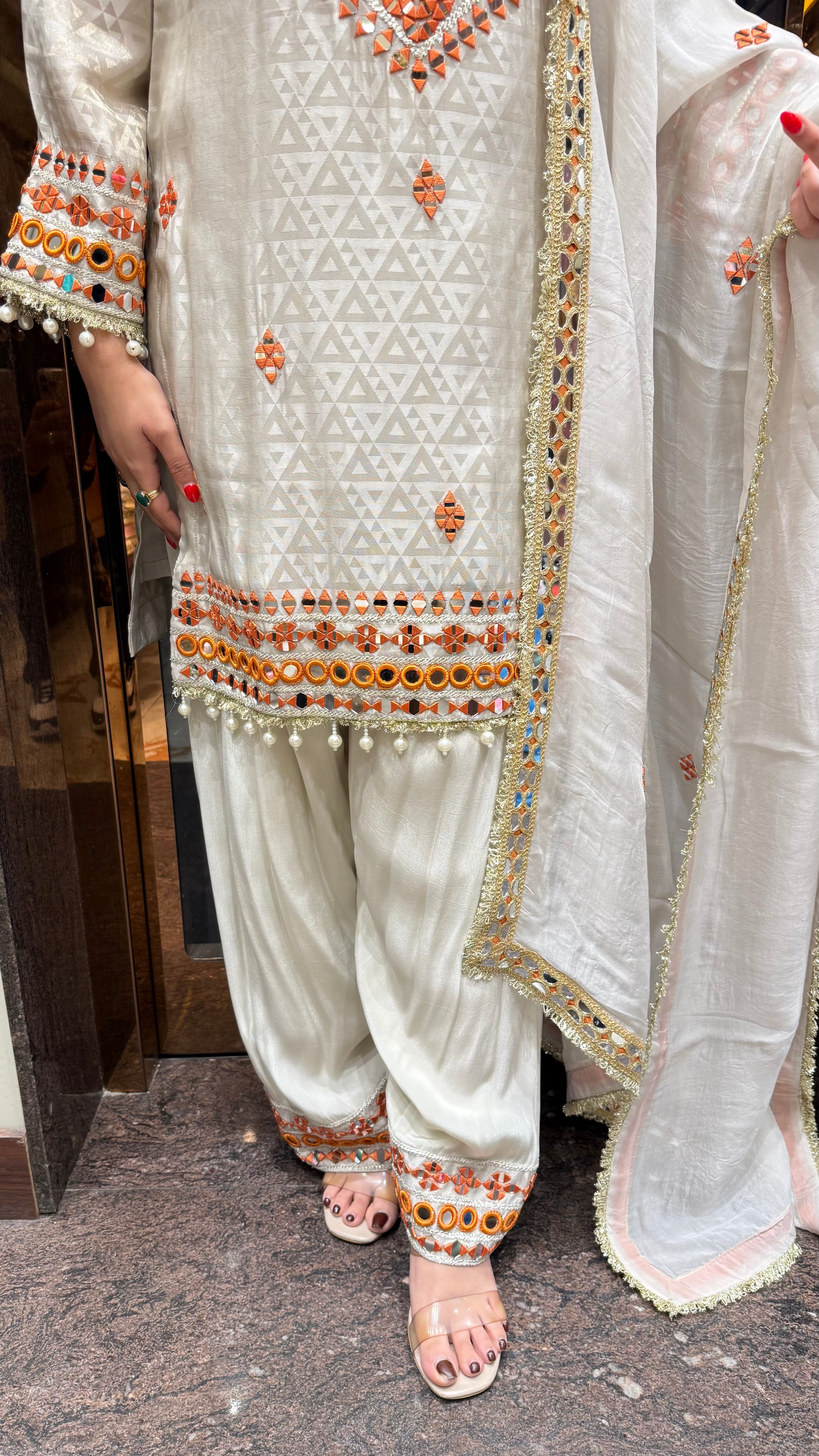 Colourpop Mirror Farshi Salwar Suit