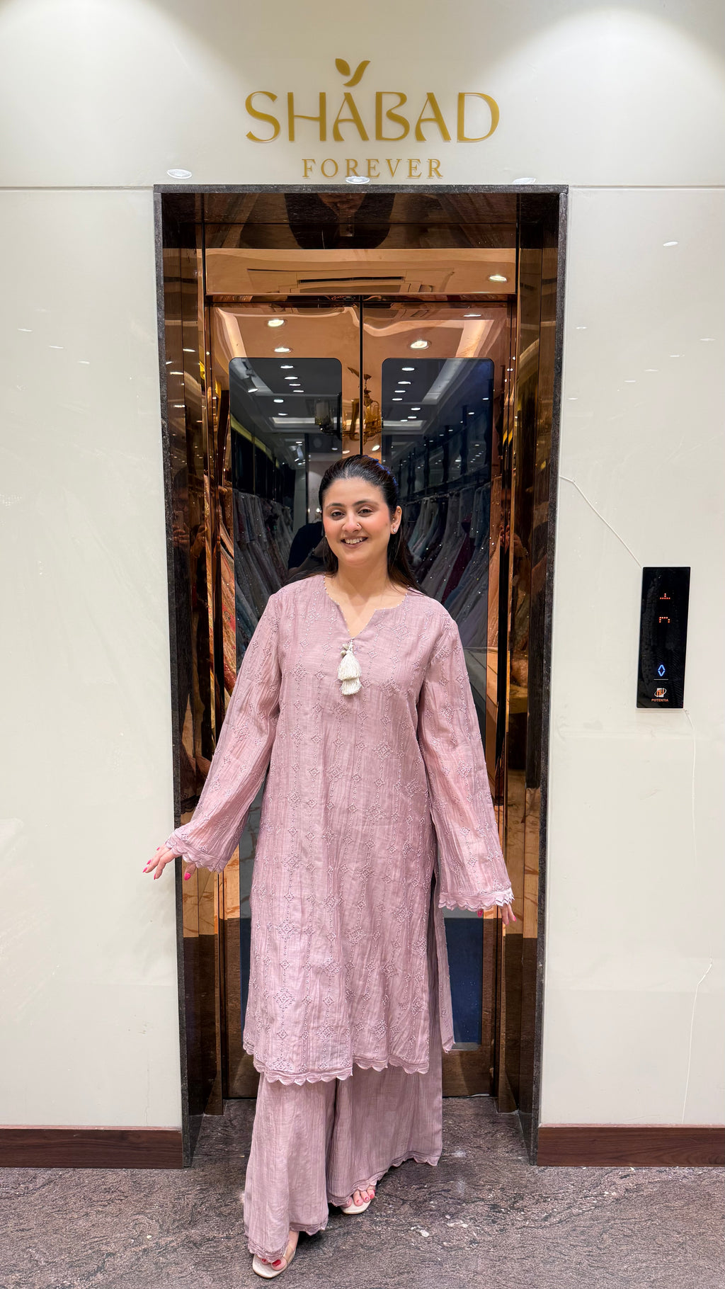 AHANA KURTA SET
