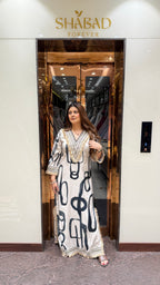 INAIRA LONG SLIT DRESS