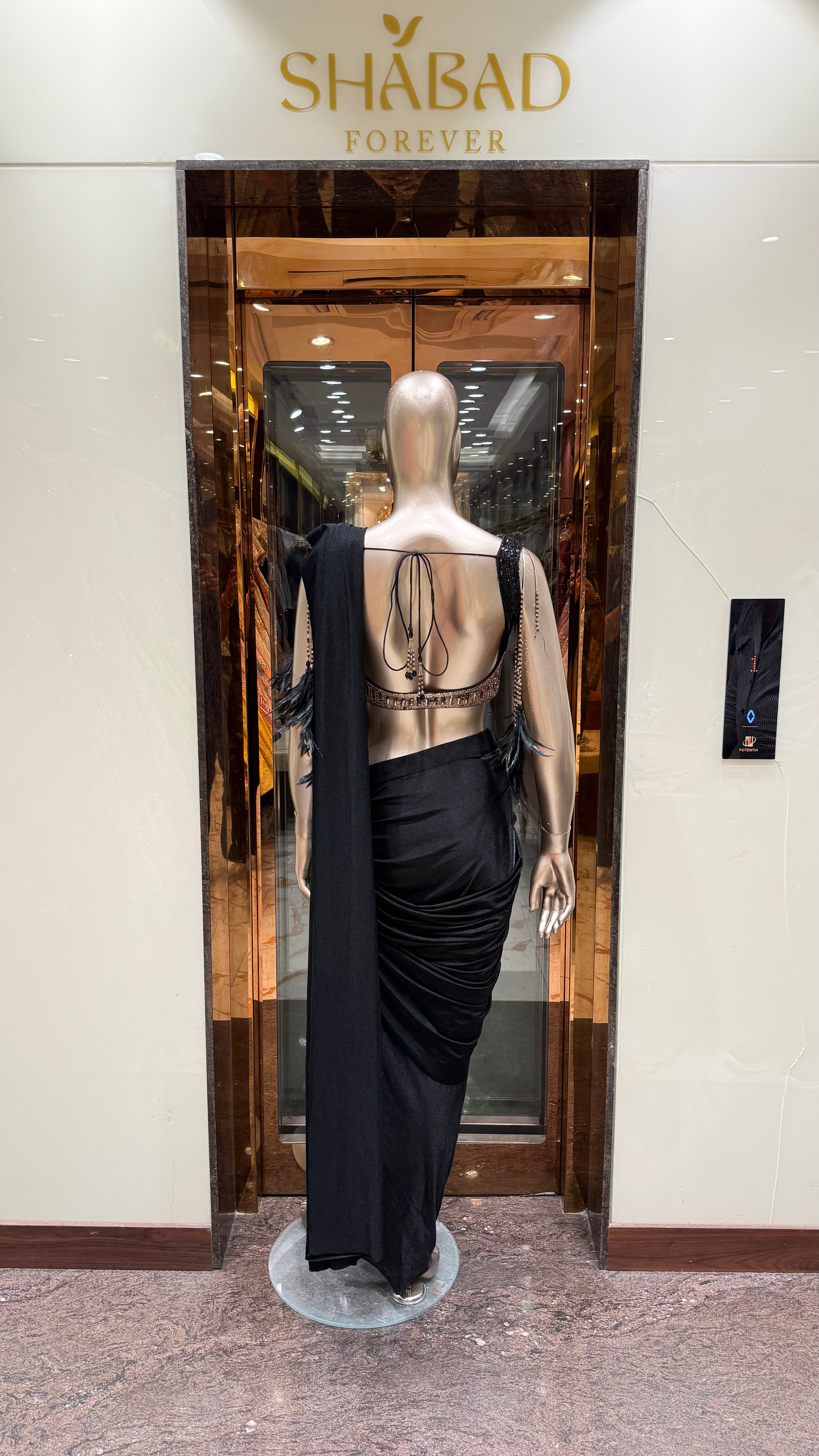 CHARCOAL CHIC DRAPE SAREE