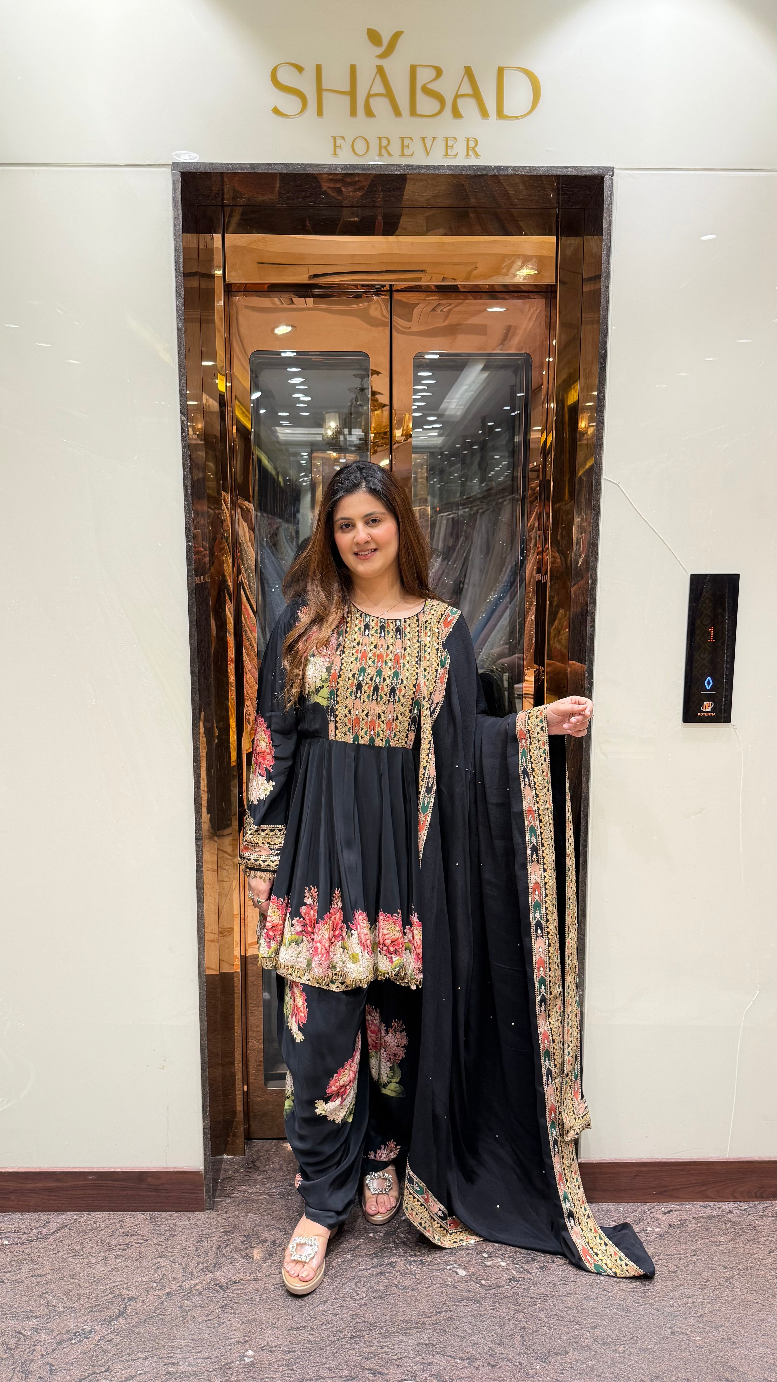 GULBANO PEPLUM & TULIP PANT SET