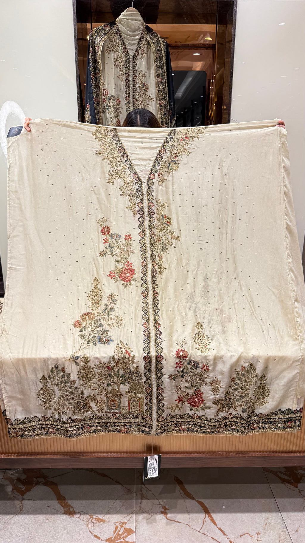 Mughal Bagh Pure Fabric Unstitched Suit