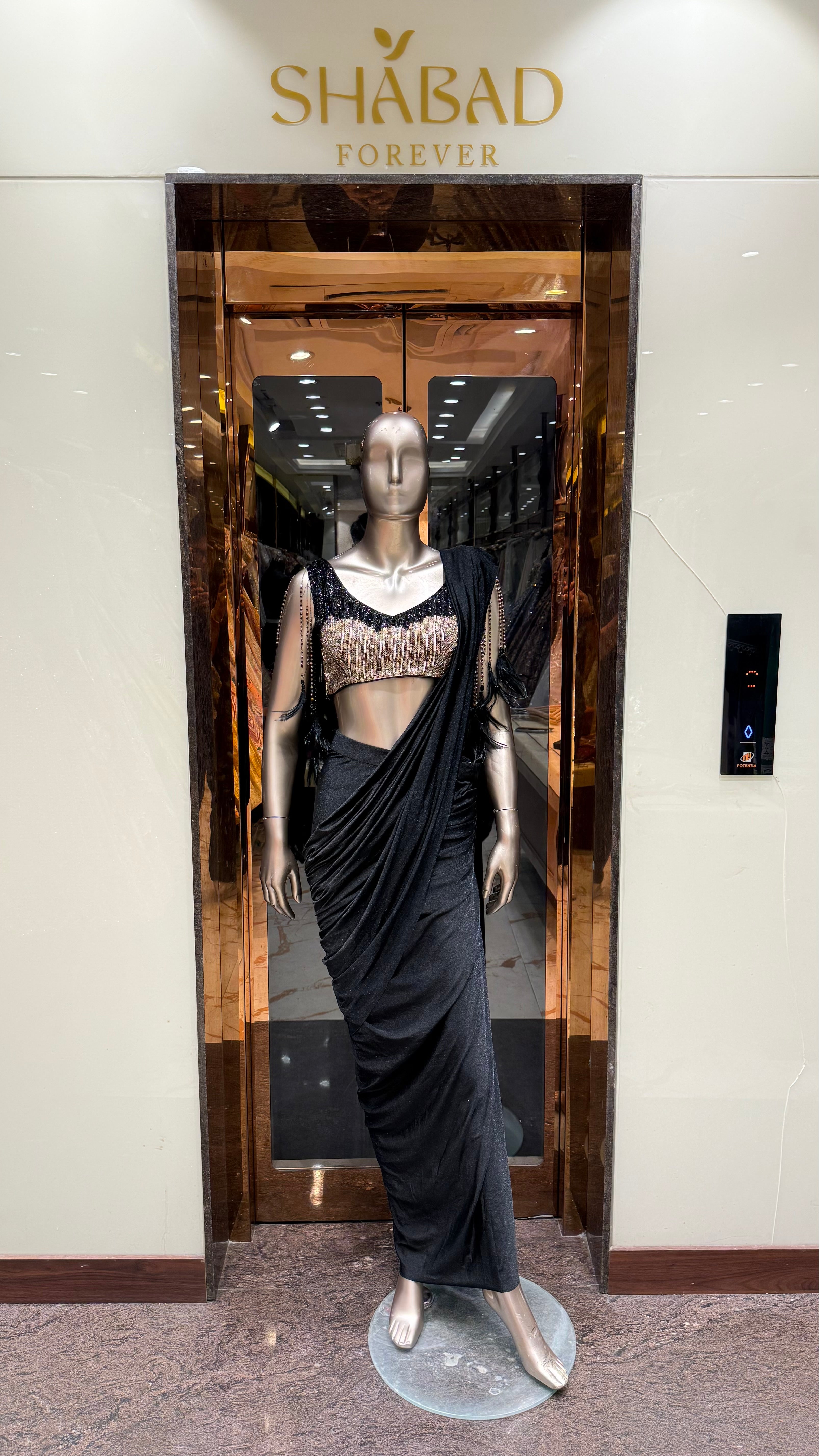 CHARCOAL CHIC DRAPE SAREE