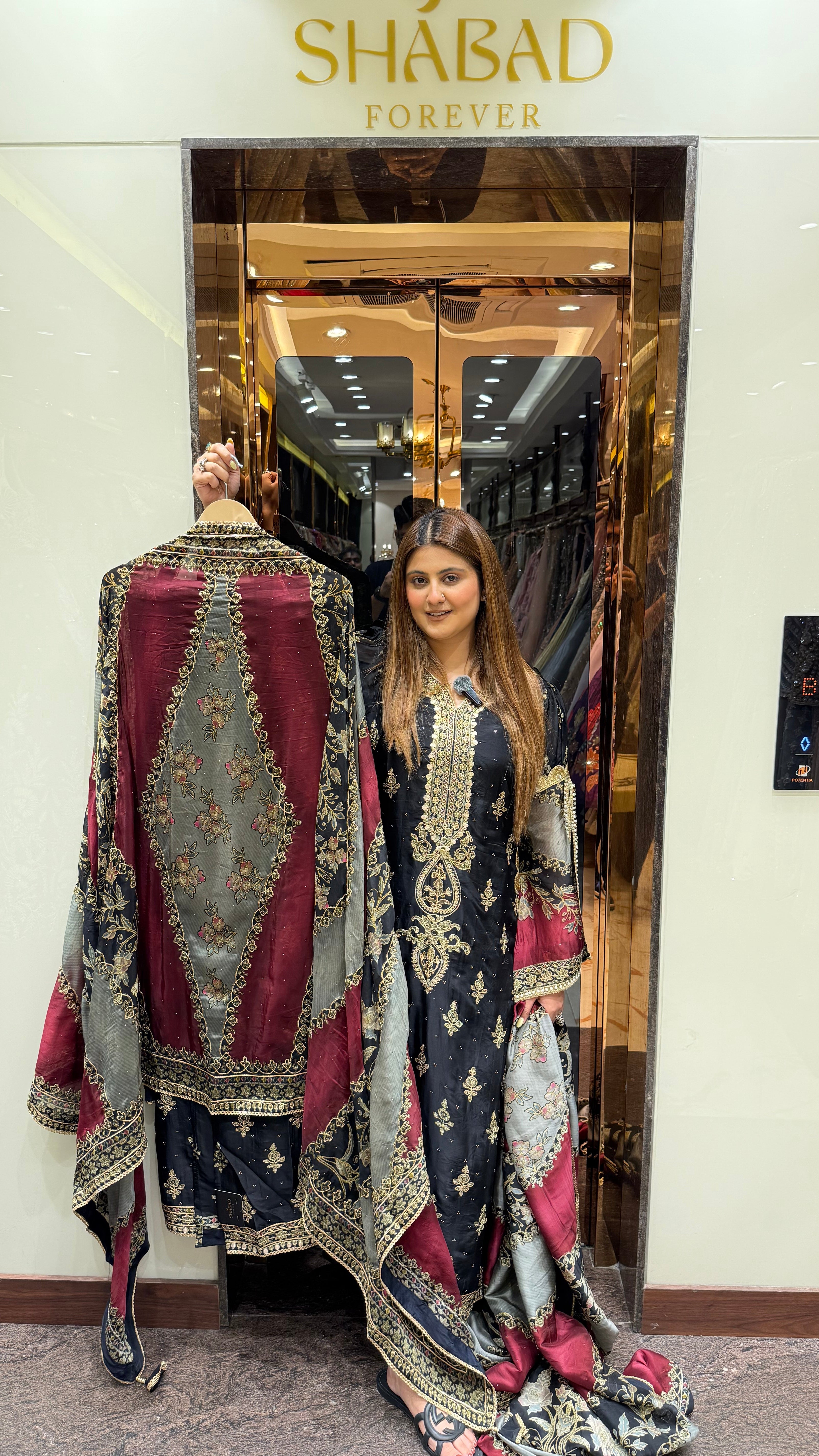 BEGUM BLACK UNSTITCHED SUIT