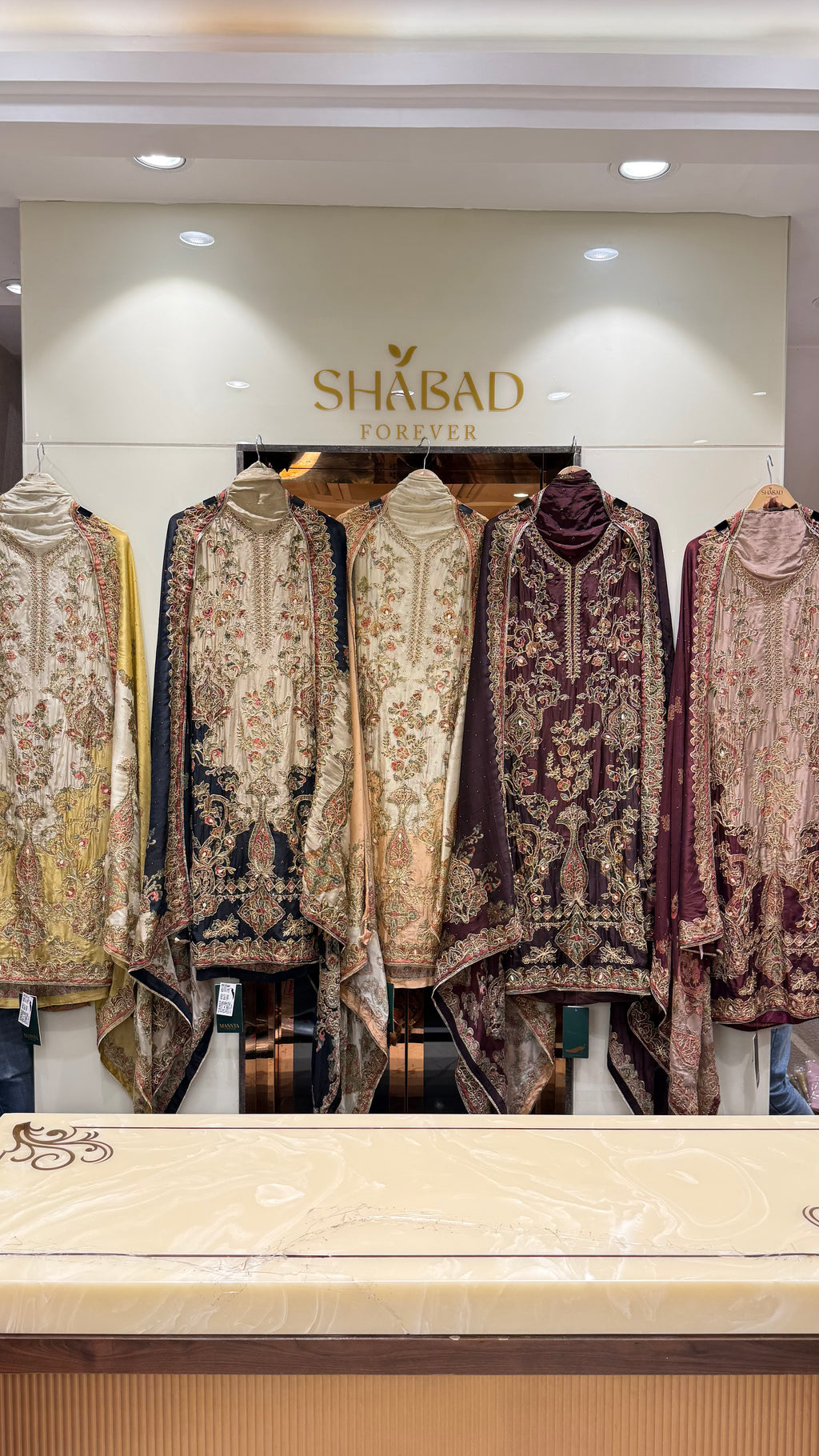 FIRDAUS UNSTITCHED SUIT