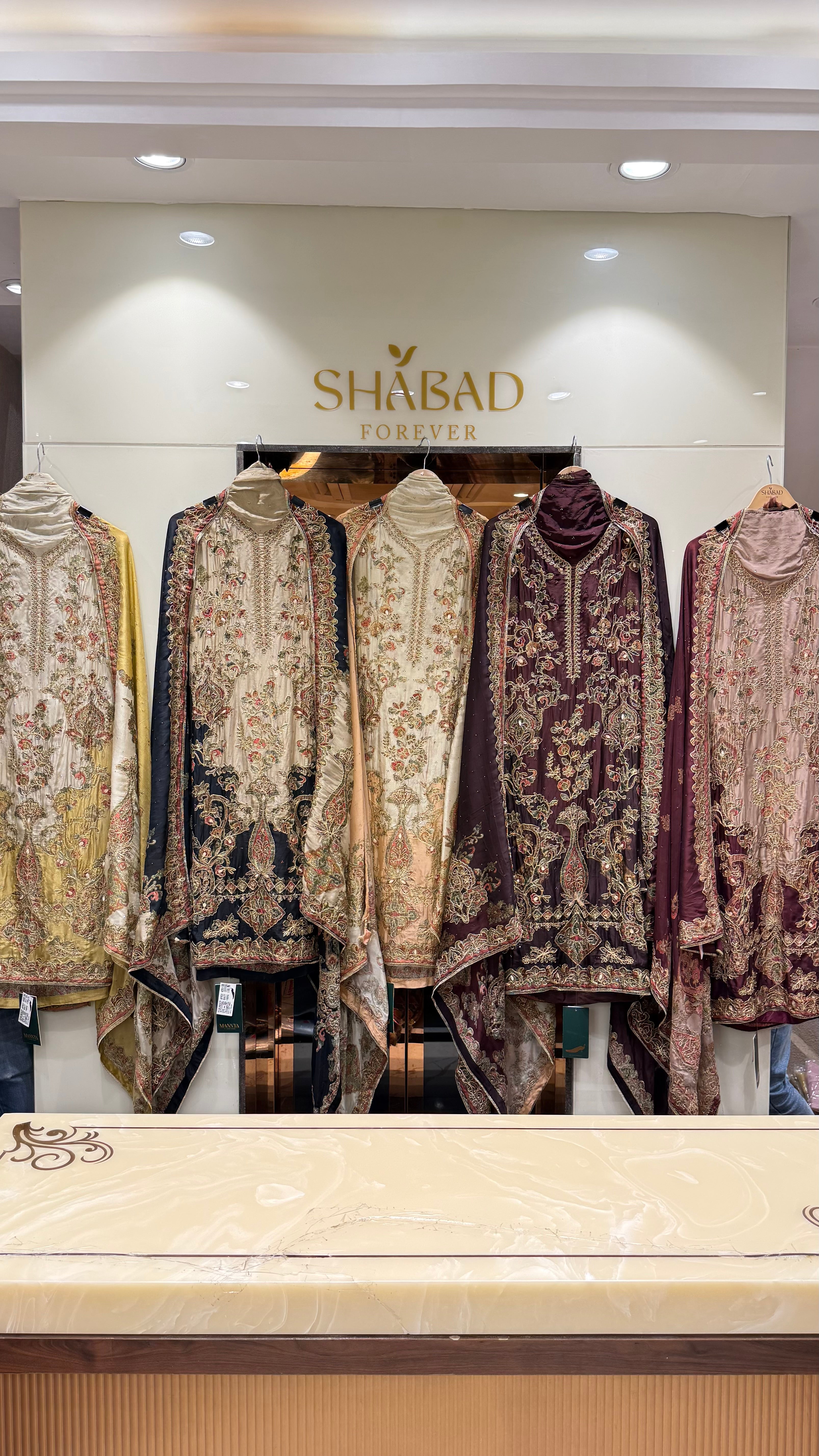 FIRDAUS UNSTITCHED SUIT
