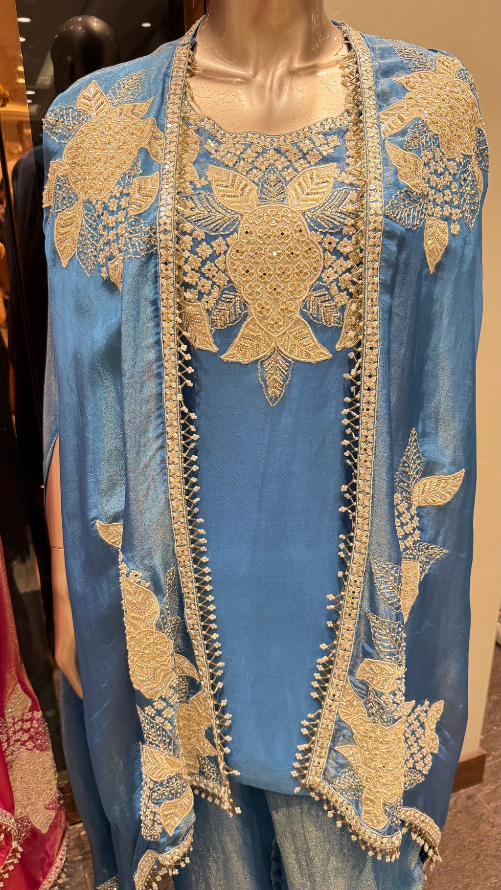 SHIMMER CAPE EMBROIDERED FESTIVE SET