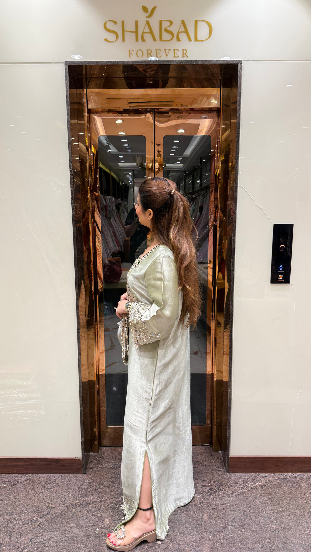 ZAMYA LONG SLIT DRESS
