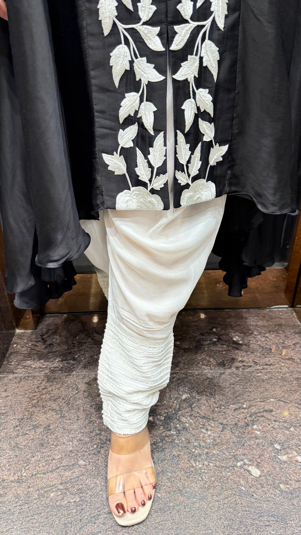 Front tie kaftan with hooked pants and belt