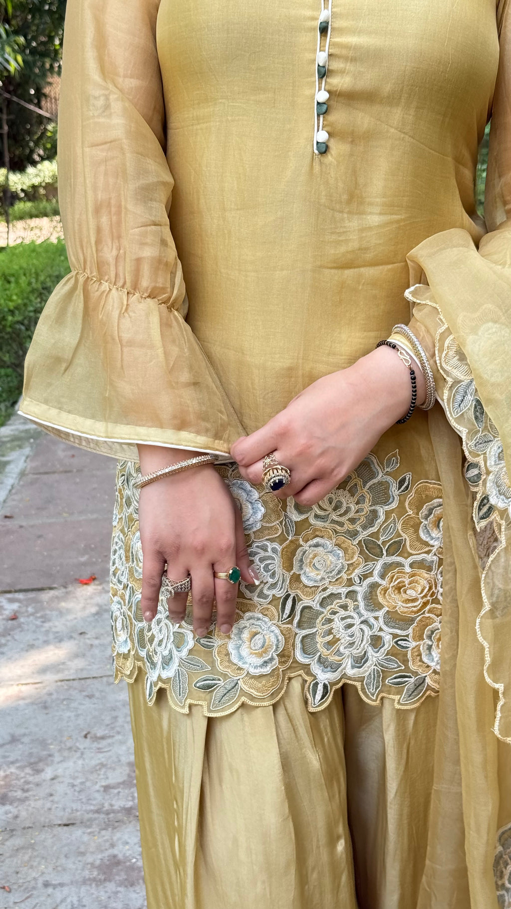 GUL E NOOR Organza Unstitched Suit