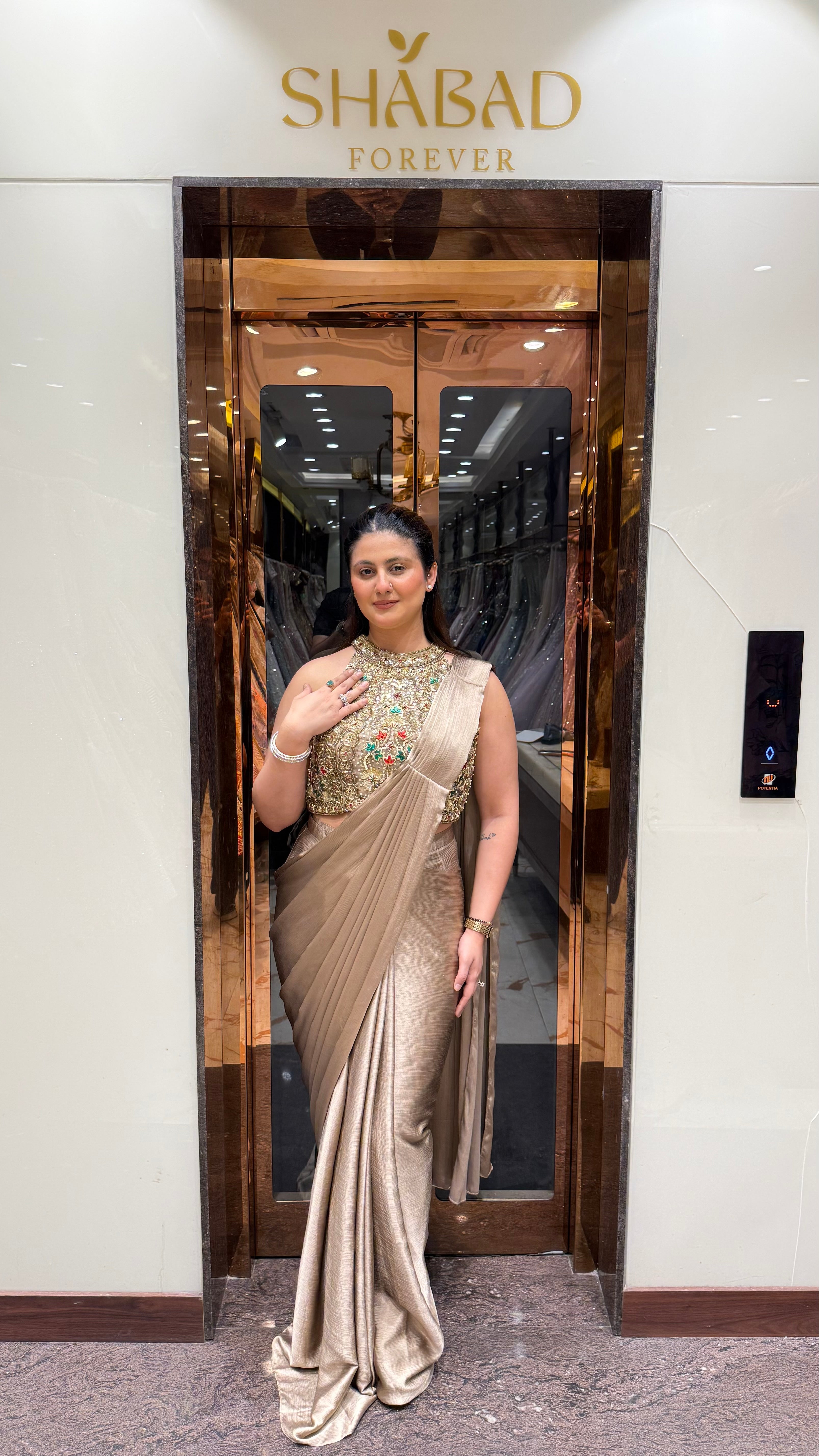 ZARINA HALTER NECK DRAPE SAREE