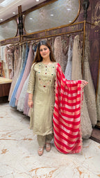 AABROO STRAIGHT SUIT