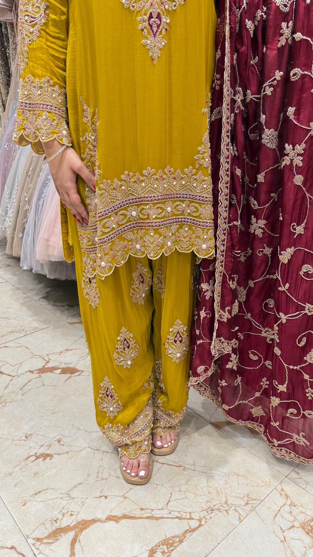 RANIYA HANDWORK SUIT