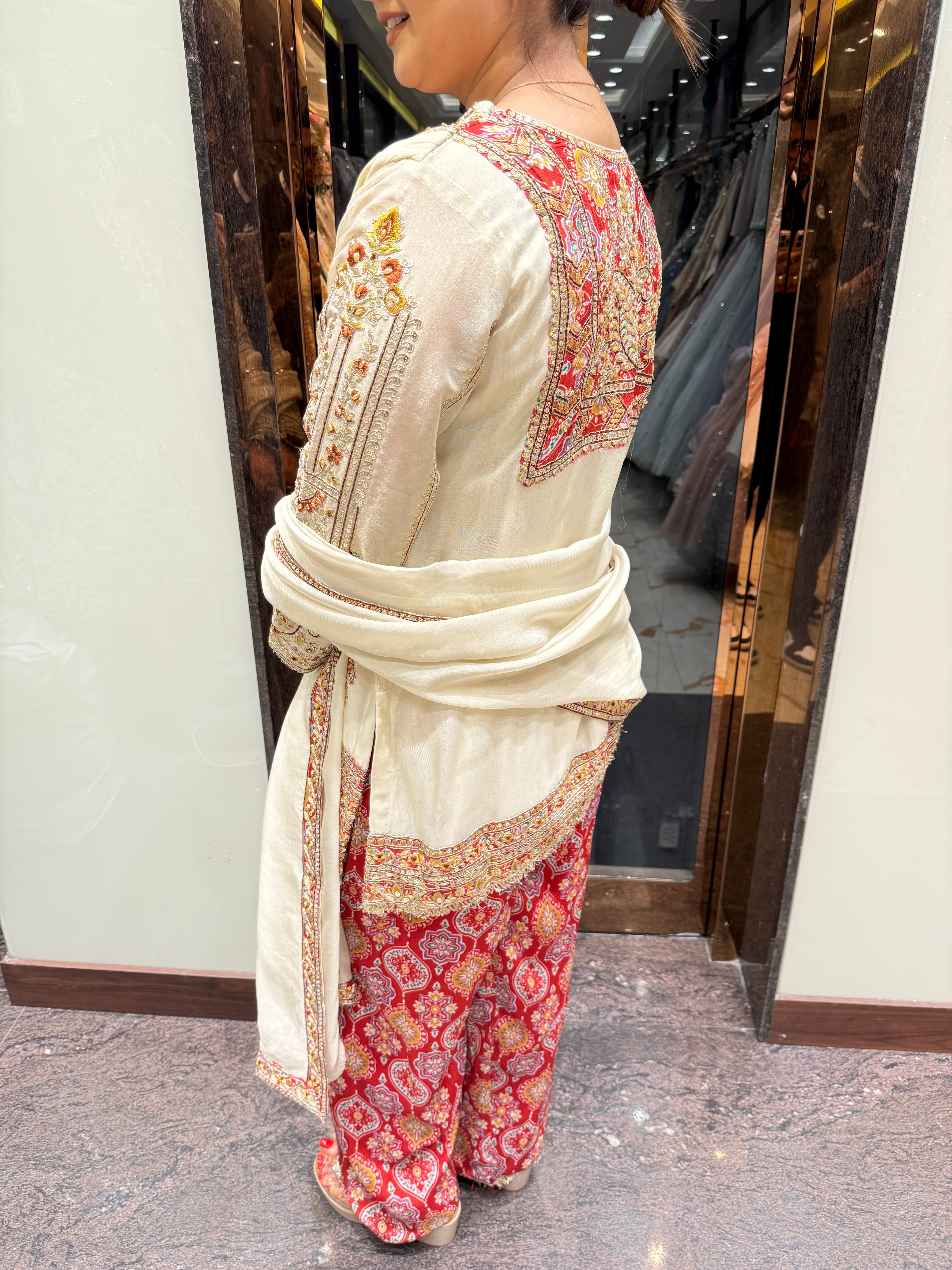 Lashkara Printed Salwar Suit