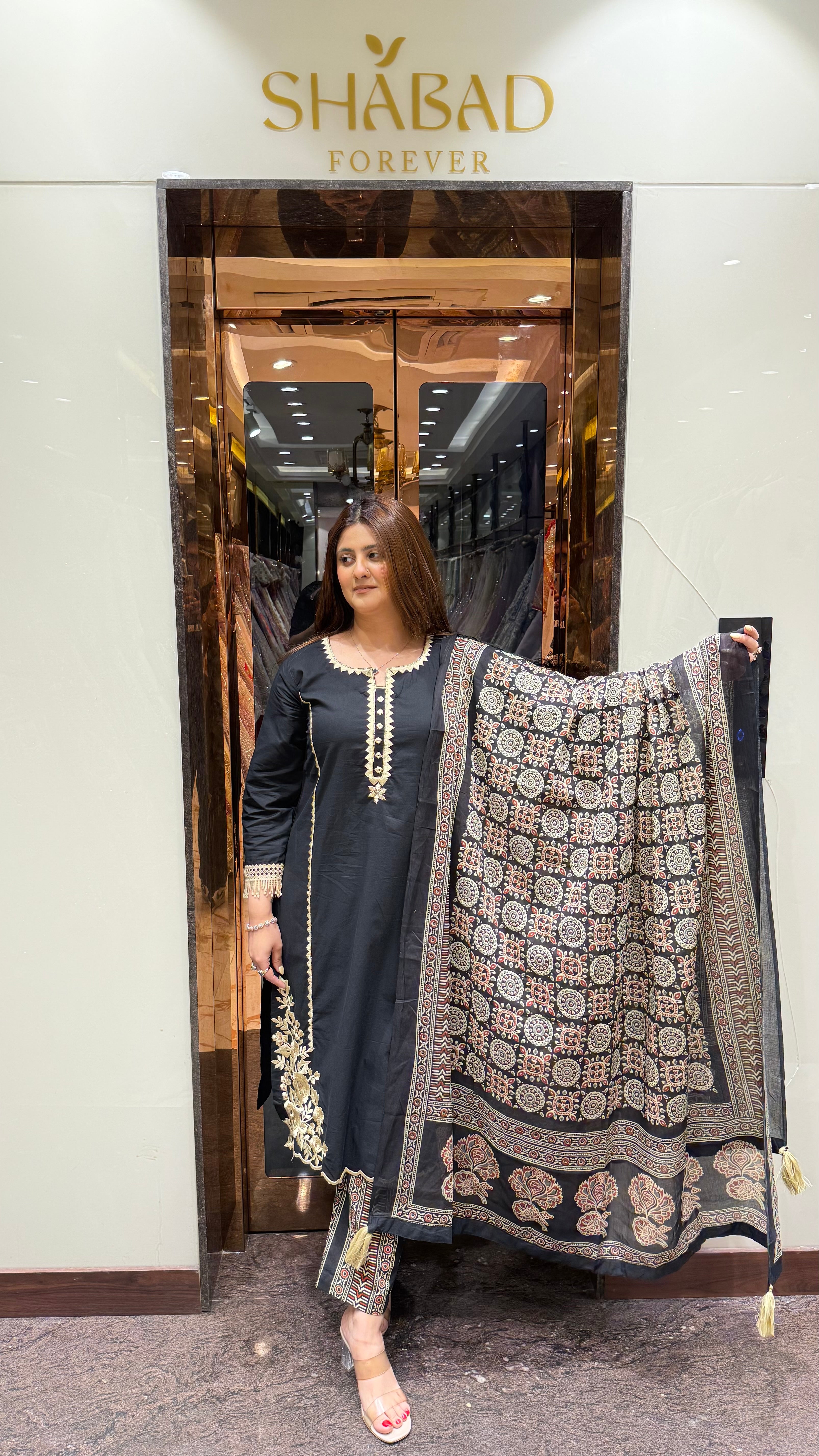 HAMZA COTTON SUIT
