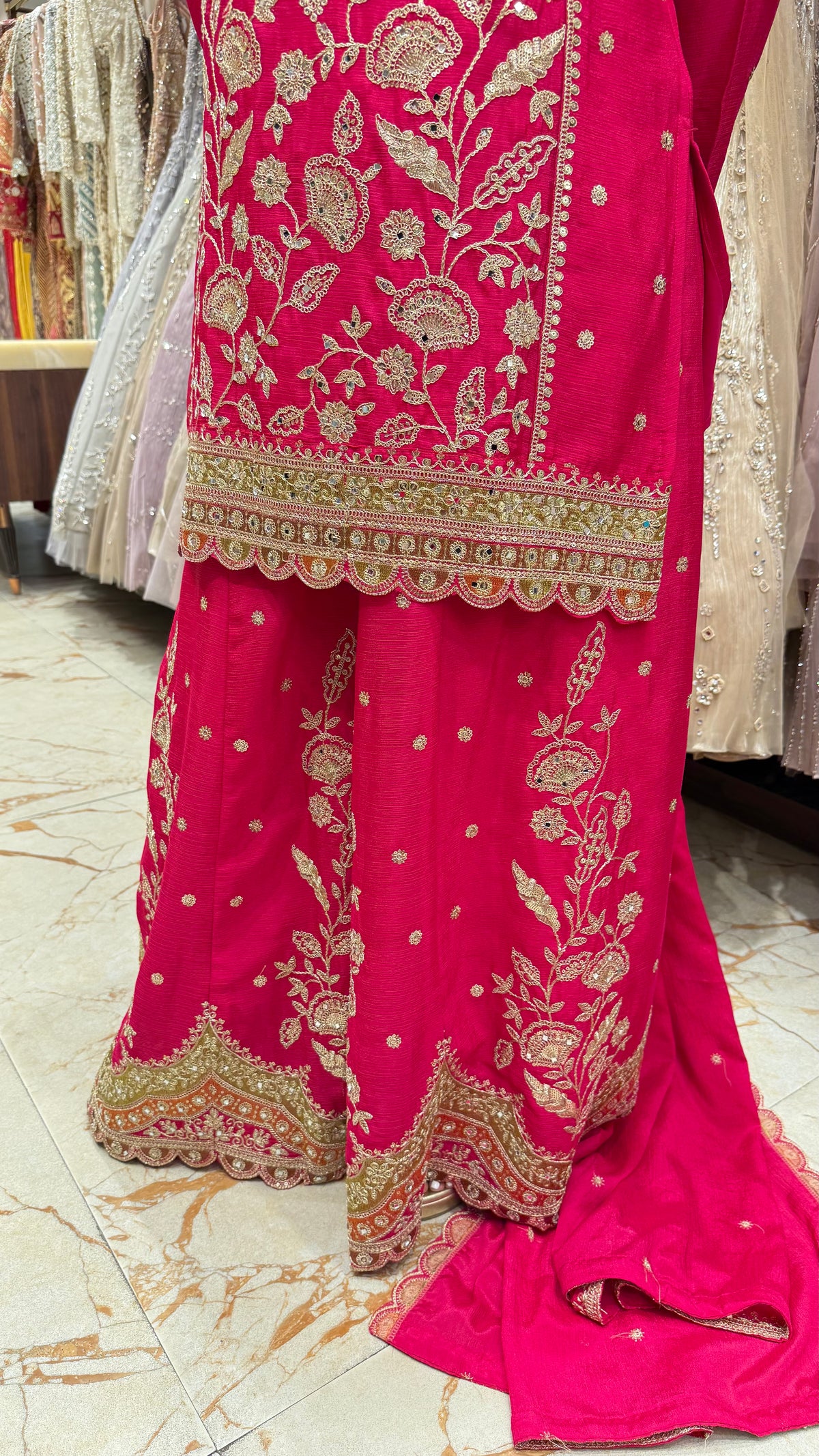 SHAHNAAZ SHARARA SUIT