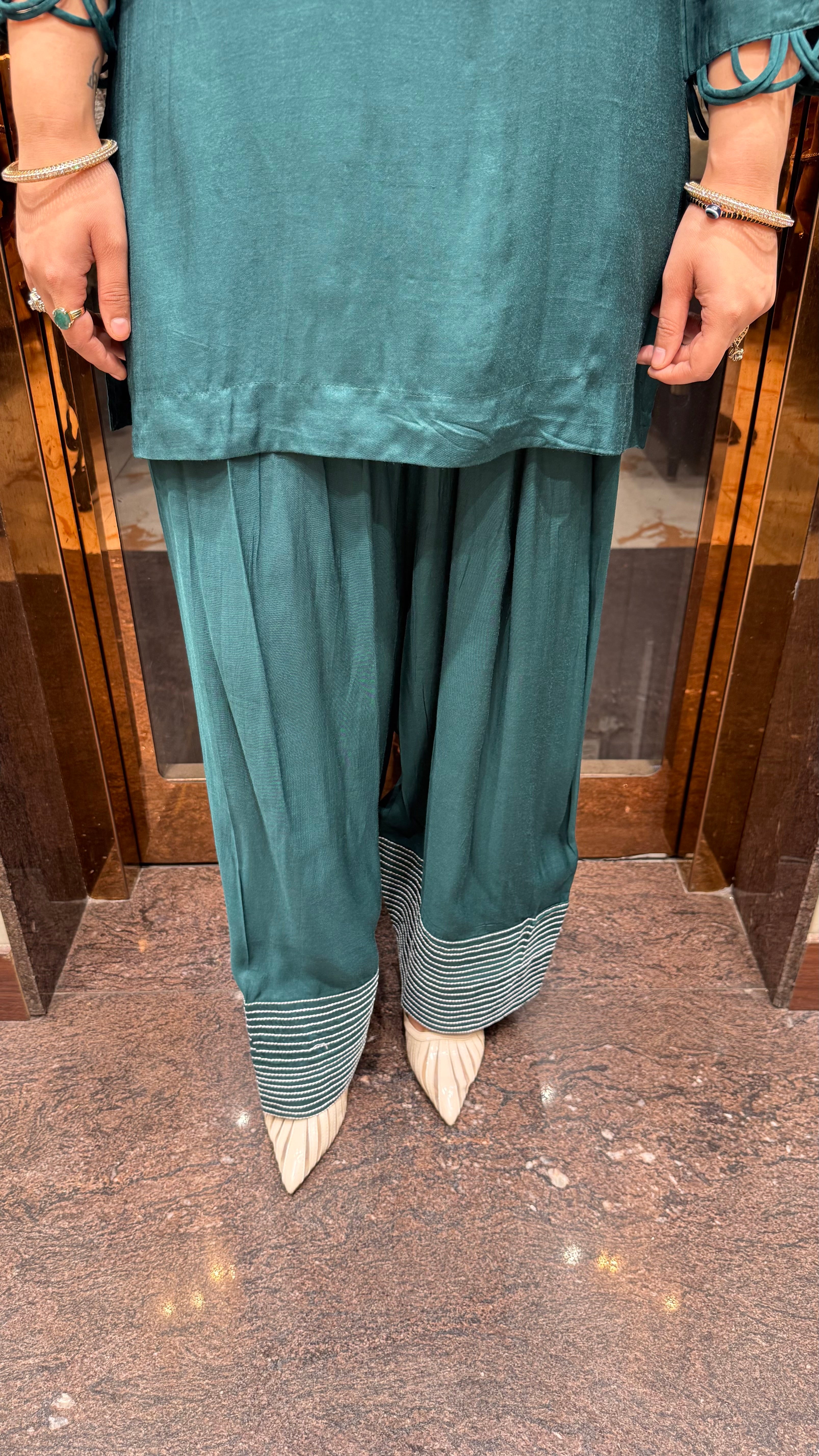 AURA FARSHI CO-ORD SET