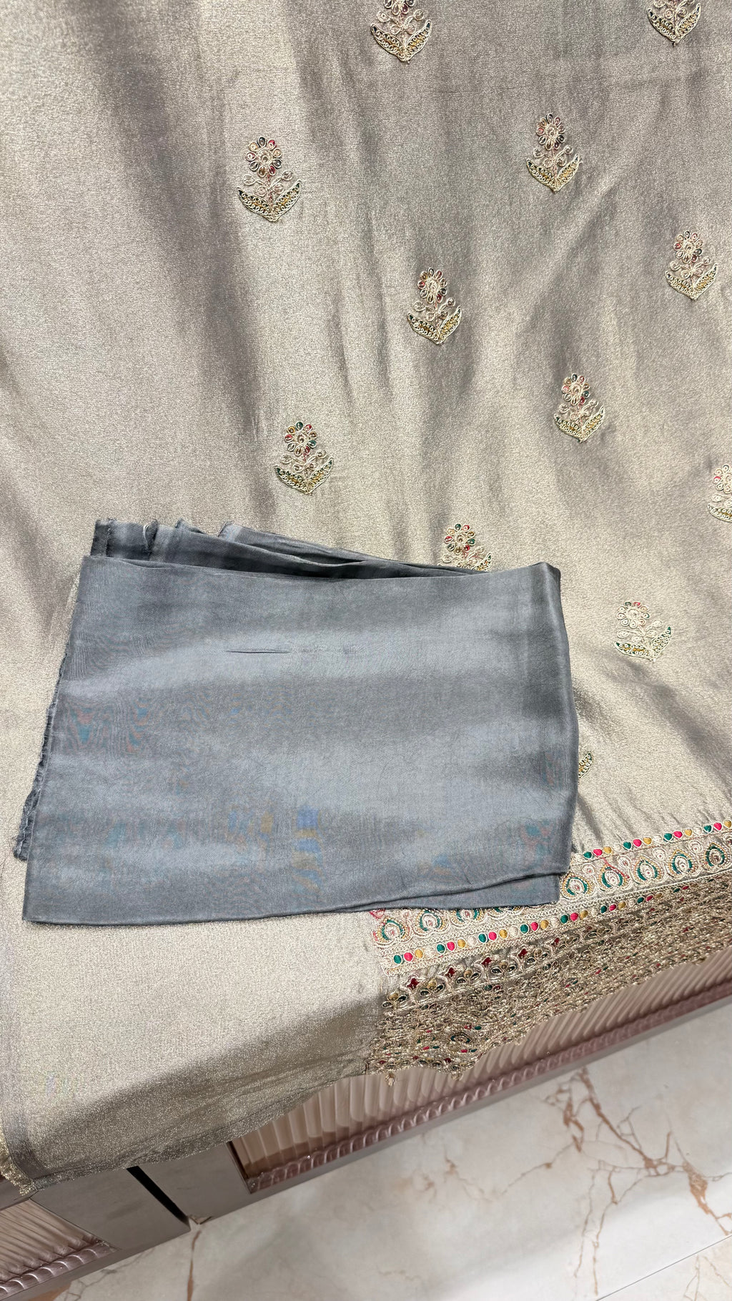 RIVAAYA SHIMMER BANARSI UNSTITCHED SUIT