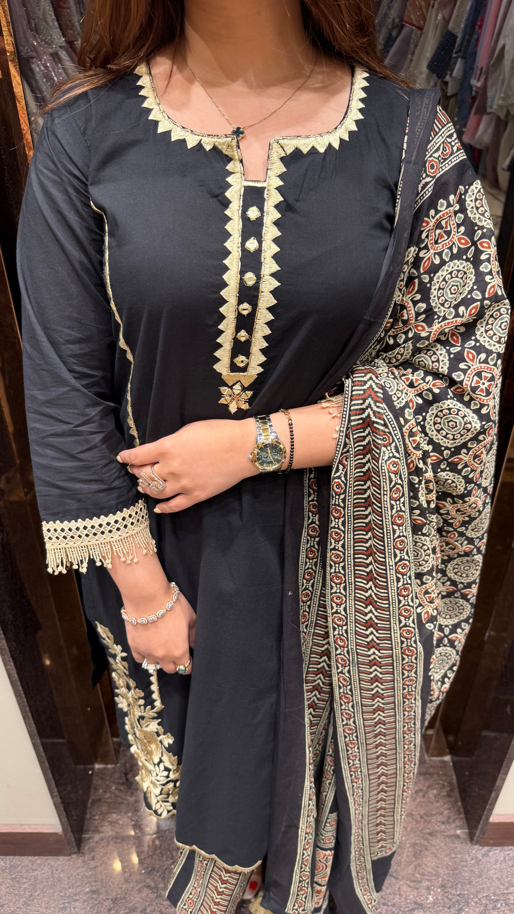 HAMZA COTTON SUIT