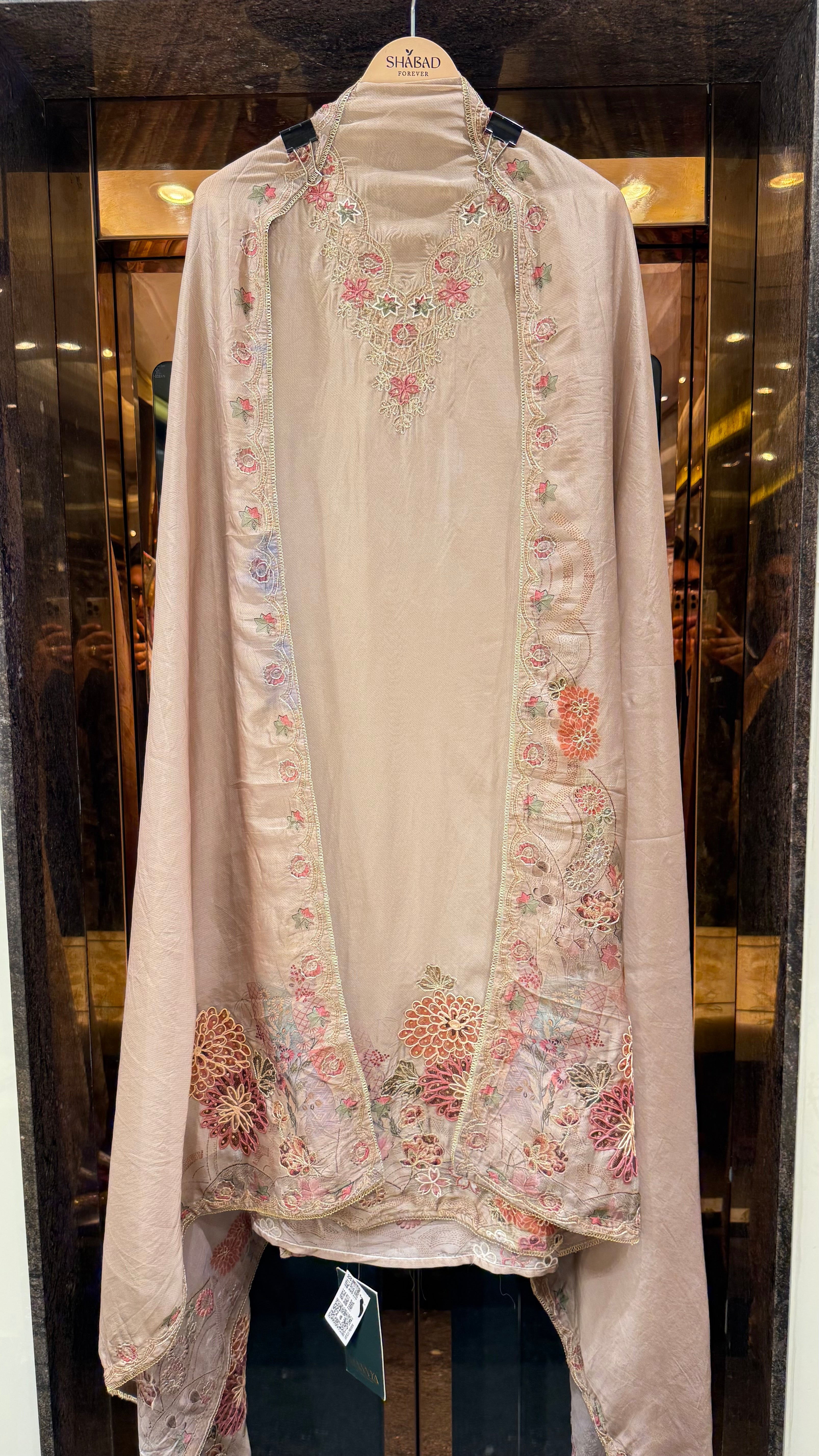 GULBARG UNSTITCHED SUIT