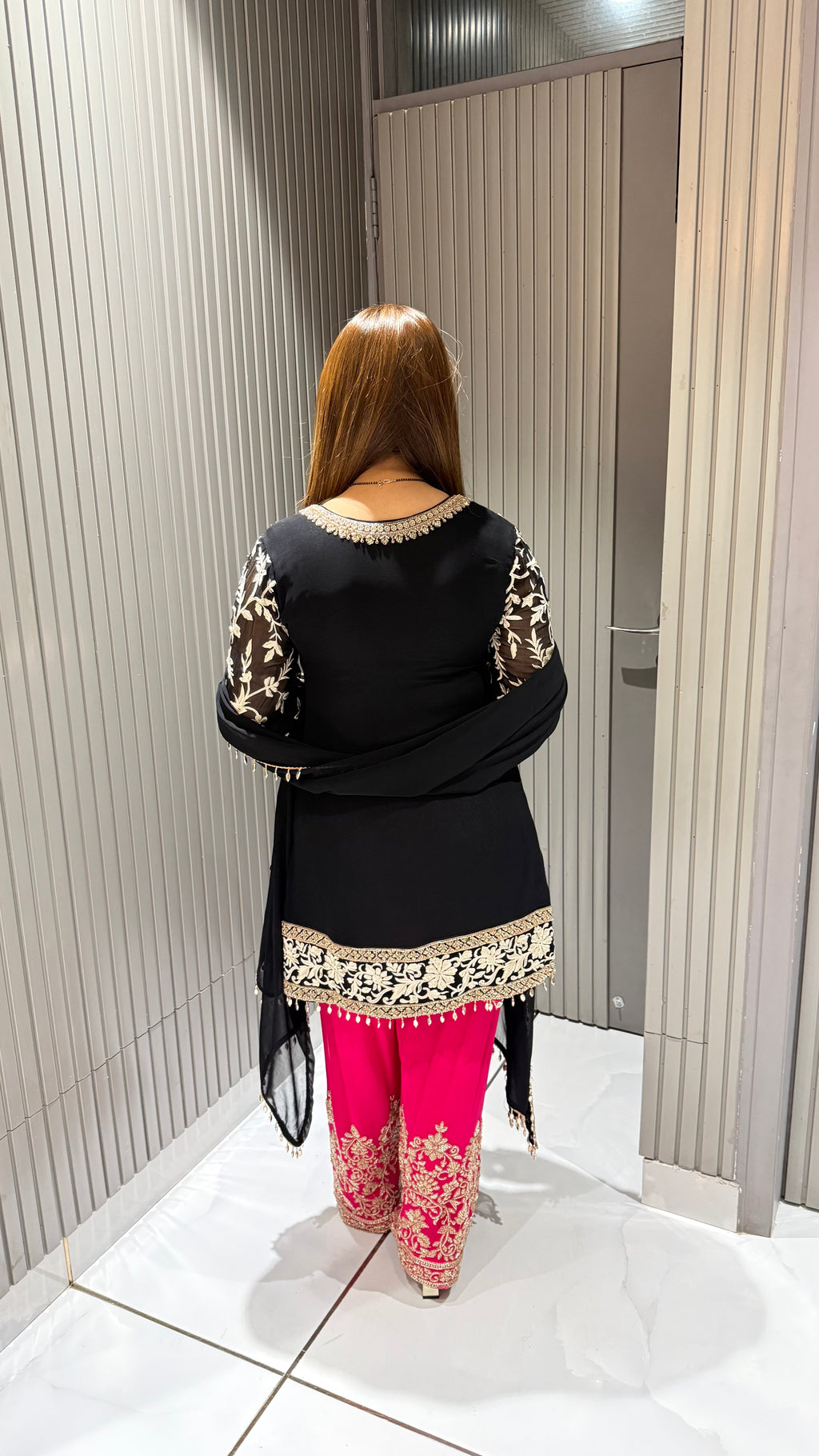 NIVAAH BLACK POP SUIT