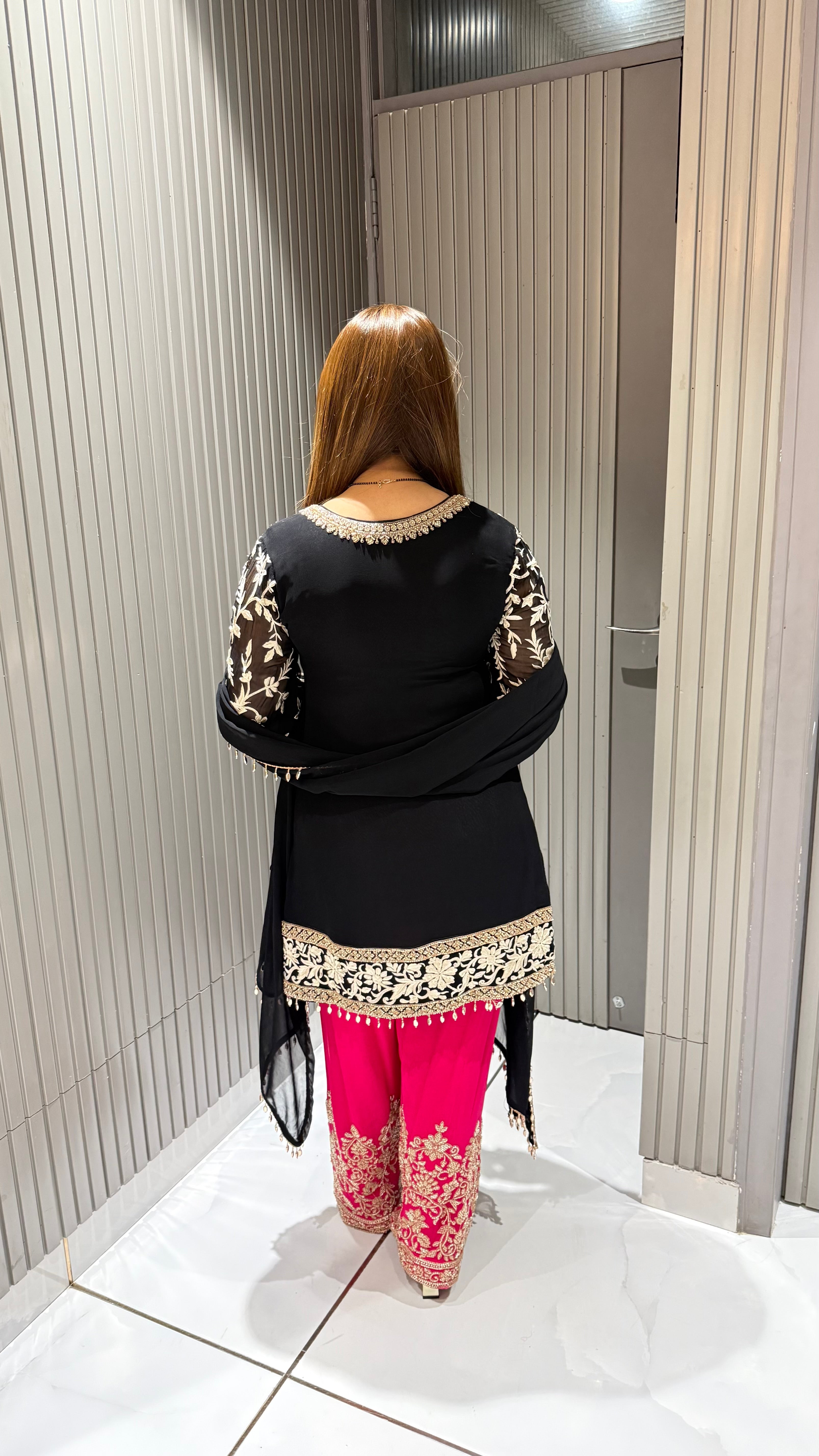 NIVAAH BLACK POP SUIT