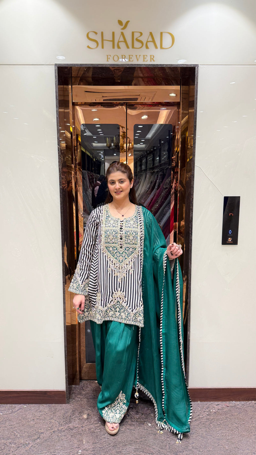 Ayra farshi stripes salwar suit