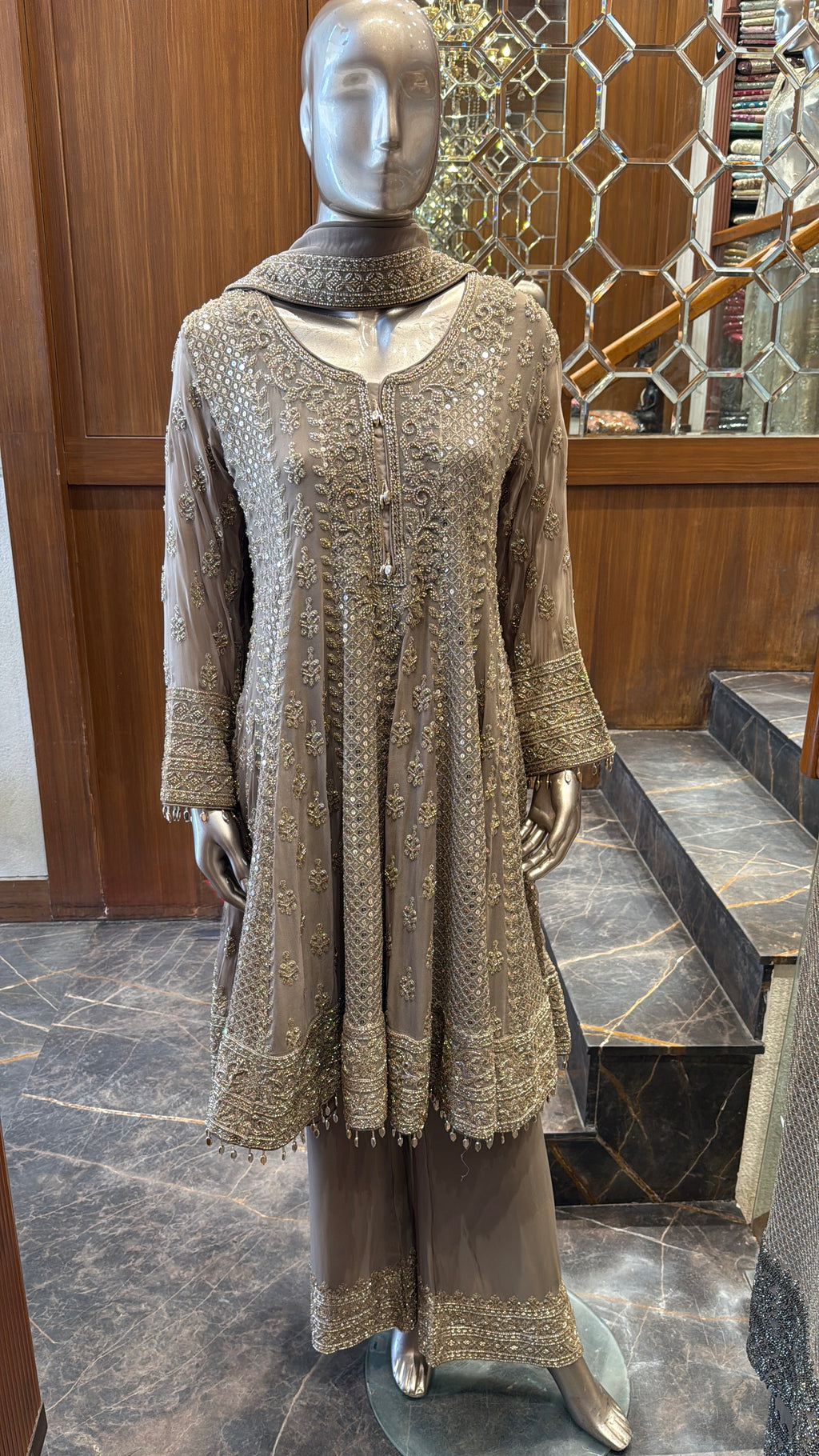 OMAYA SHARARA SUIT