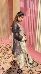 SURKH FARSHI SALWAR SUIT