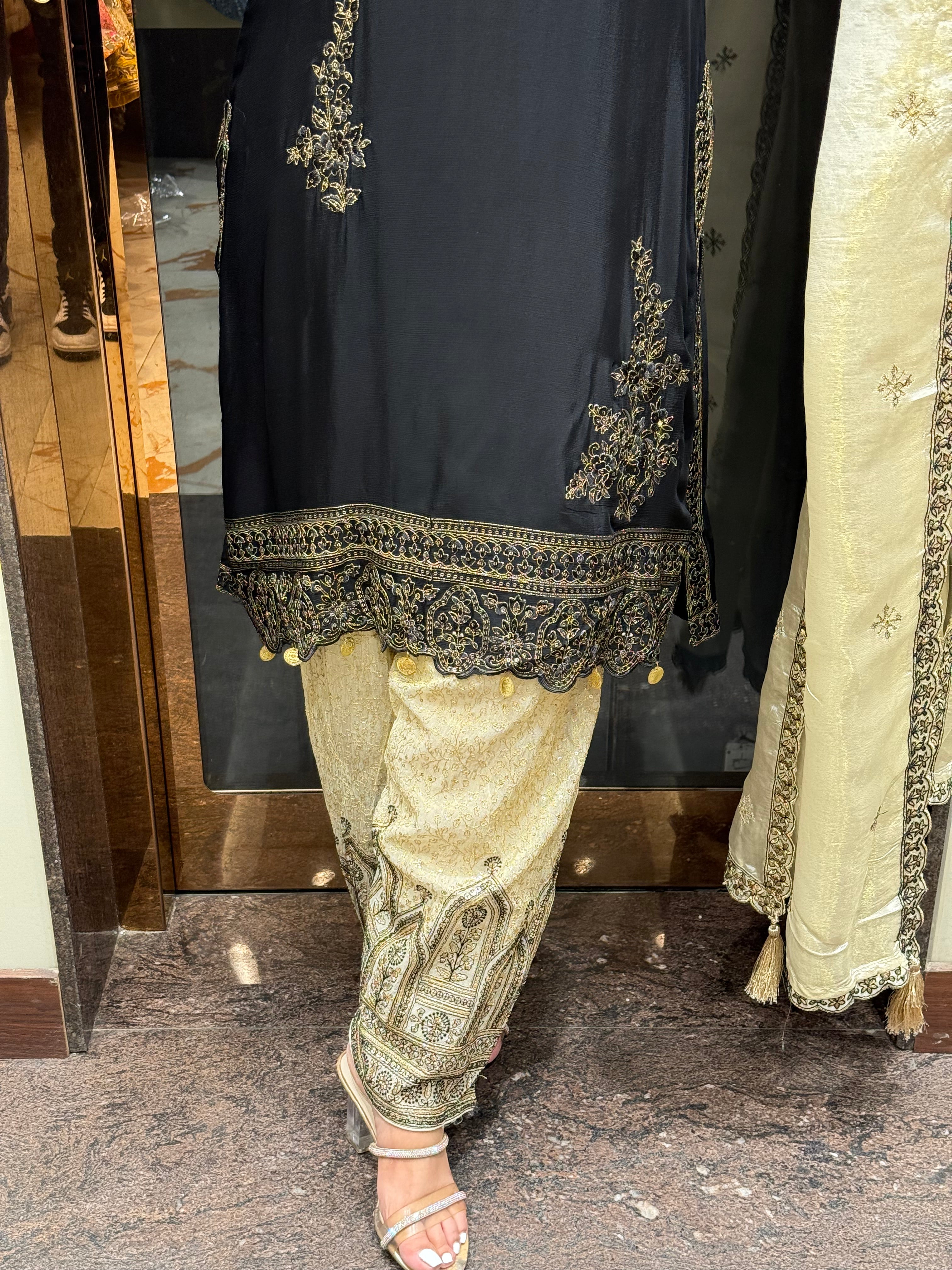 Ruhani Salwar Suit