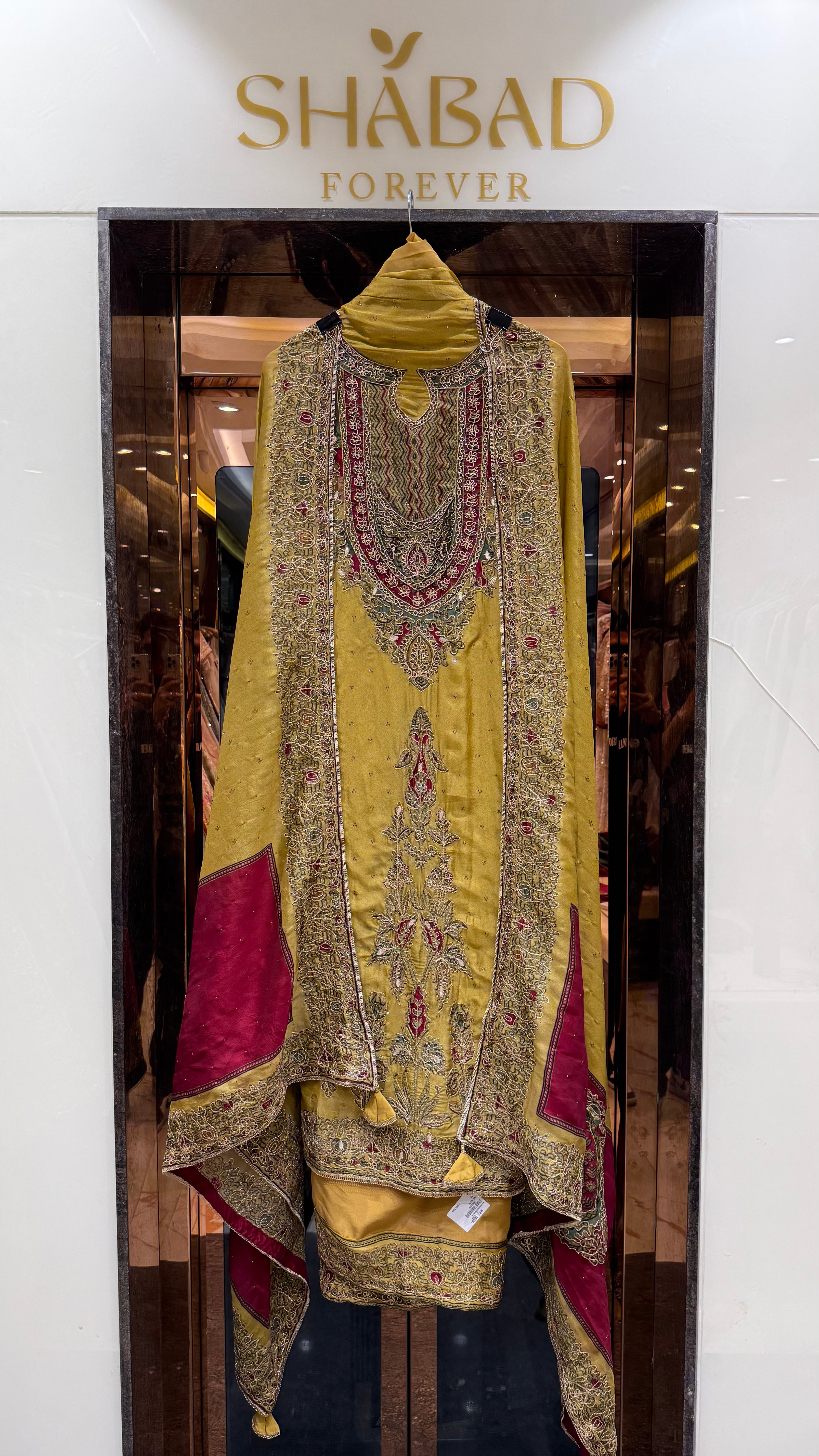 MISHU UNSTITCHED SUIT