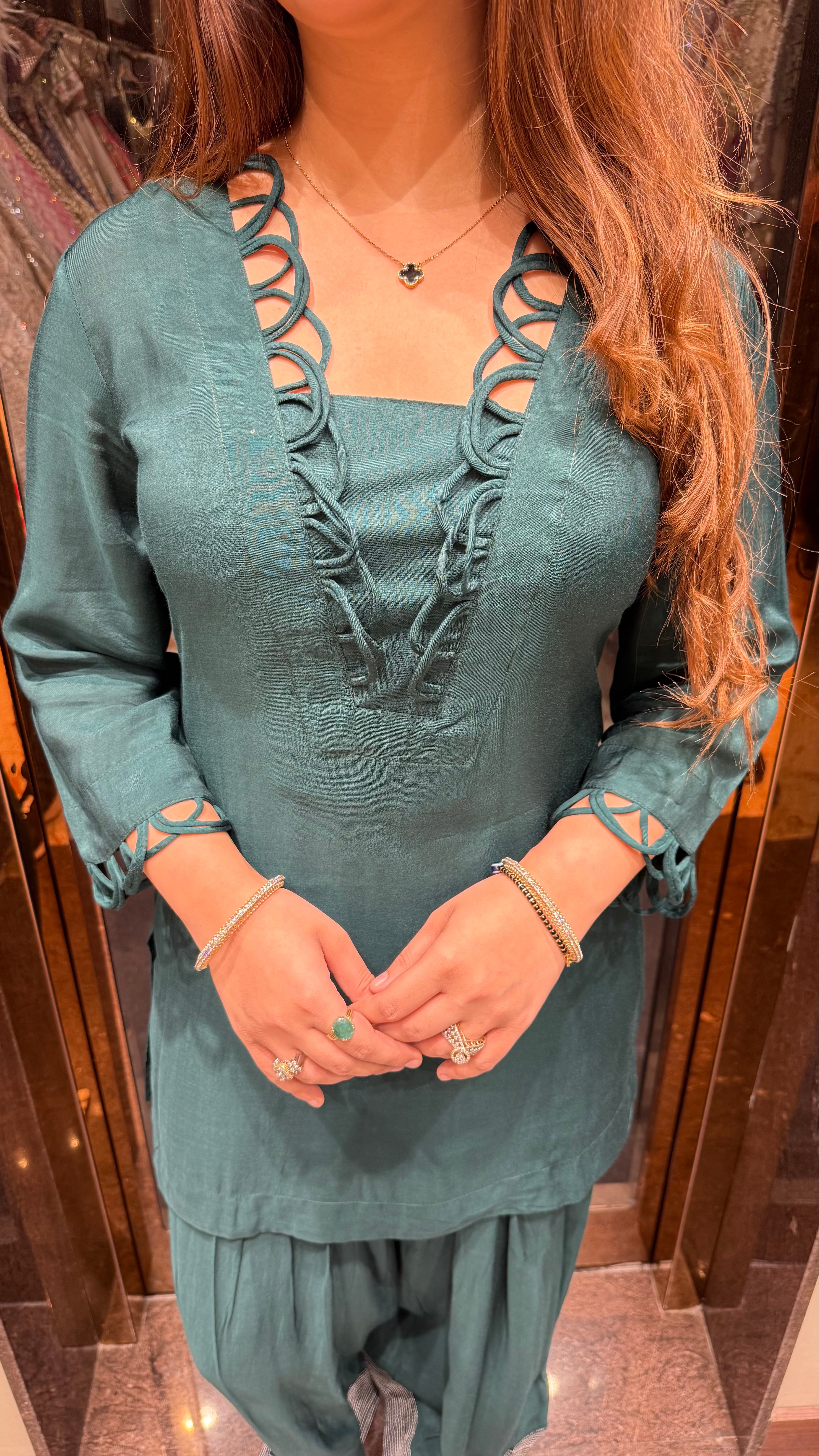 AURA FARSHI CO-ORD SET