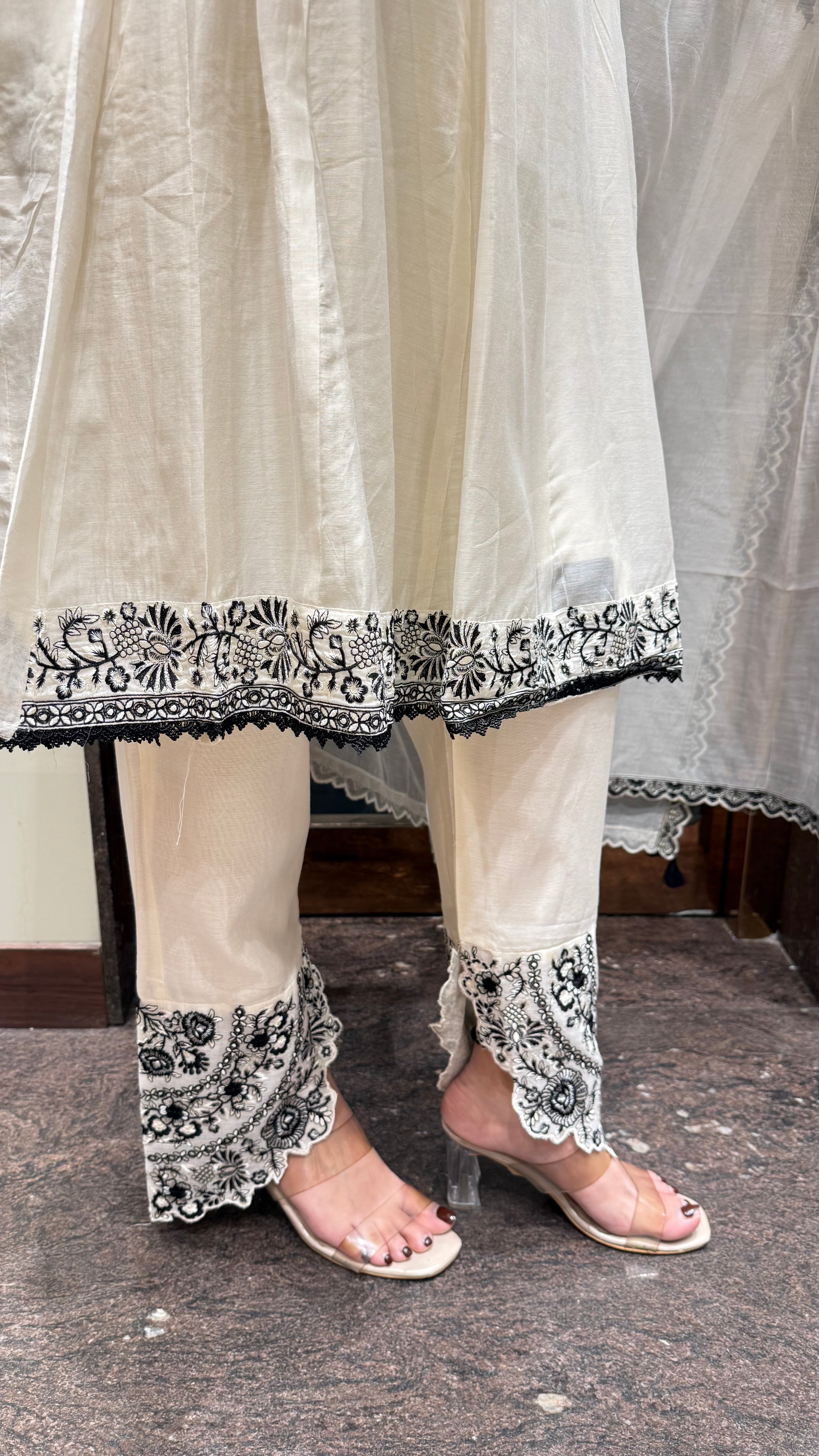 Roza Mul Cotton Suit