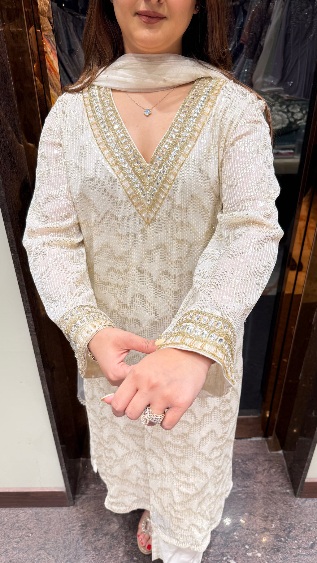 PAKIZA LONG SUIT