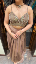 Shell Backless Dress With Skirt