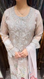 UMAINA 3Pc PAKISTANI SUIT