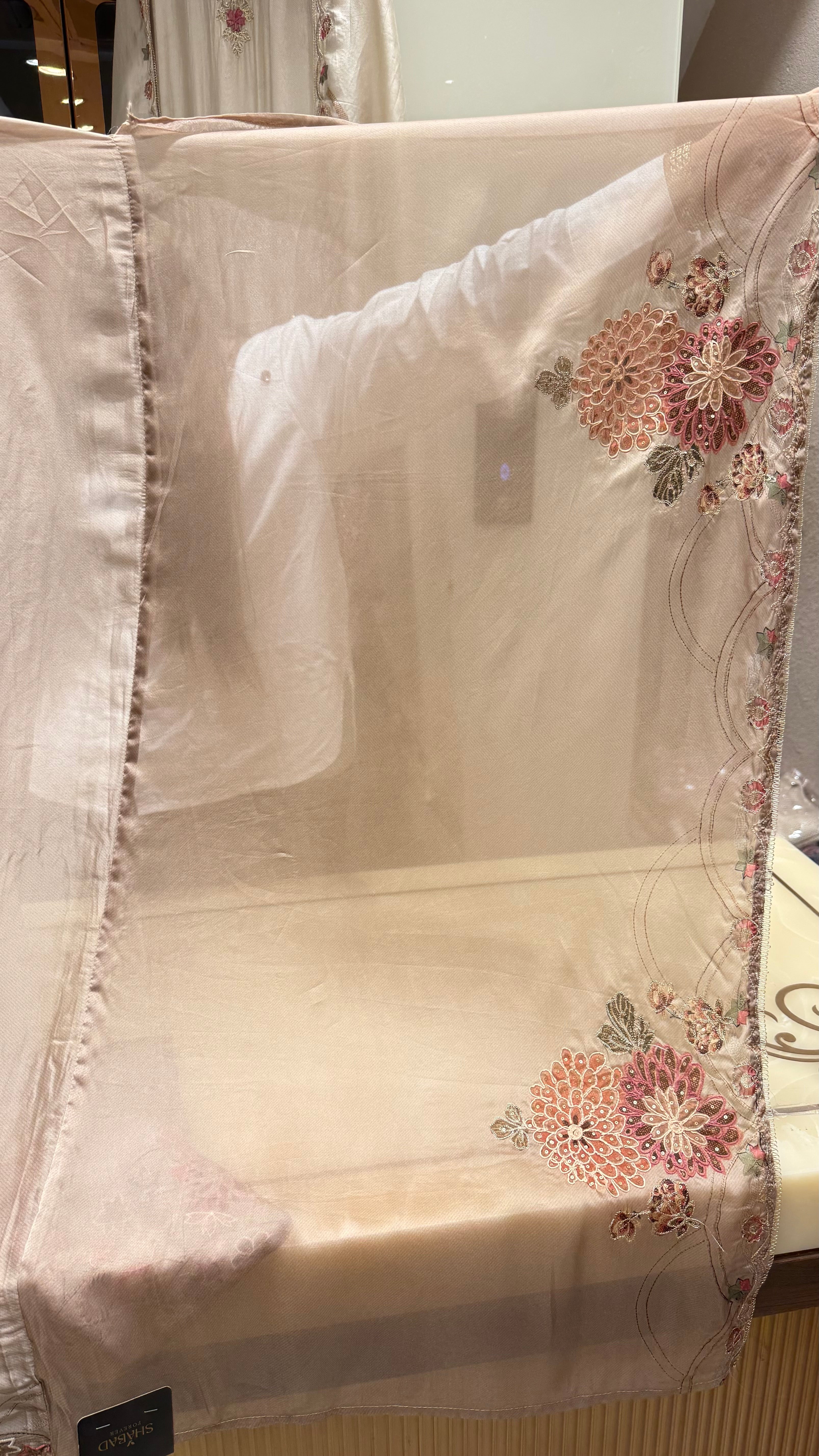 GULBARG UNSTITCHED SUIT