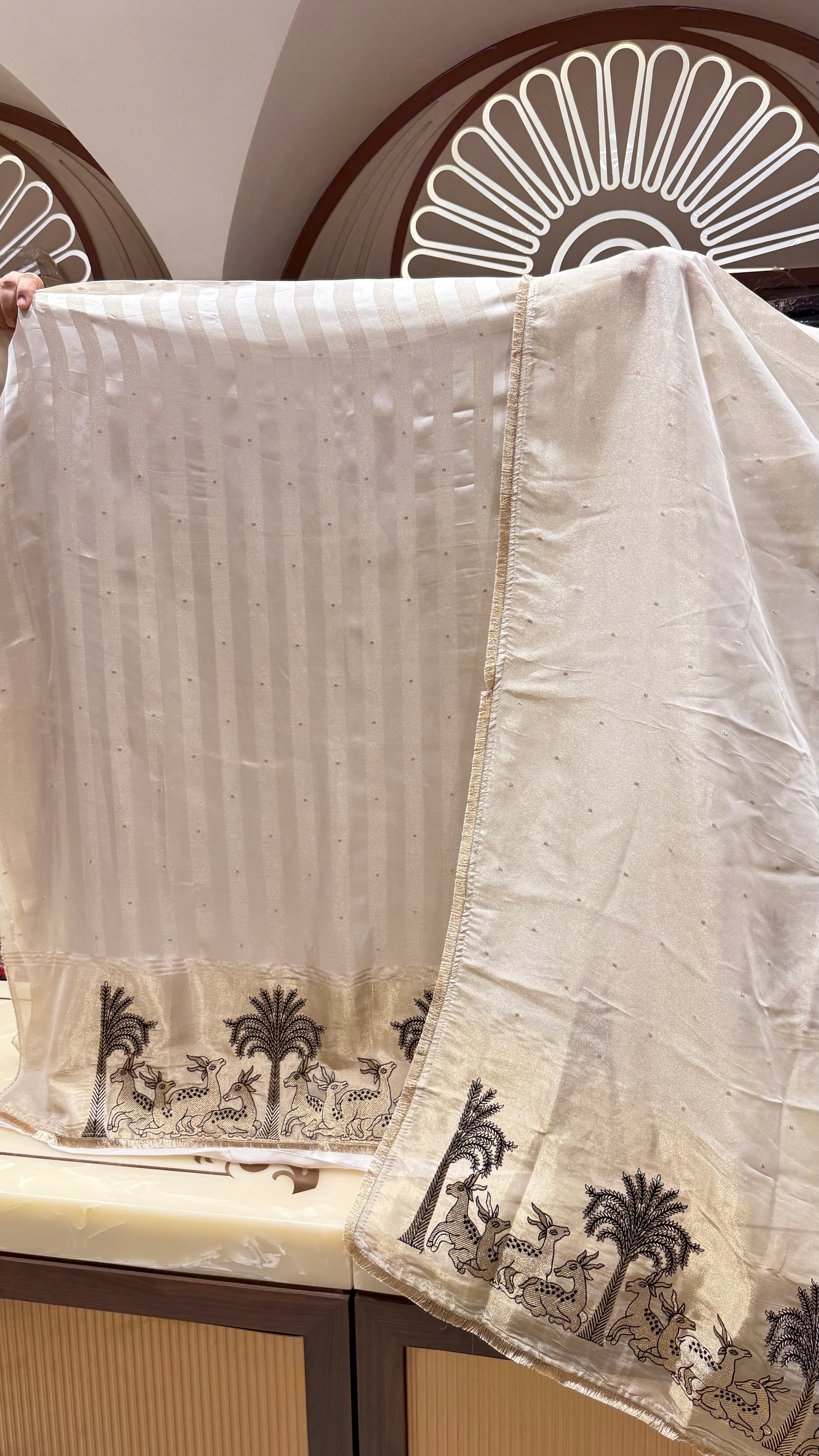 SHIKAAR GAH STRIPE UNSTITCHED SUIT